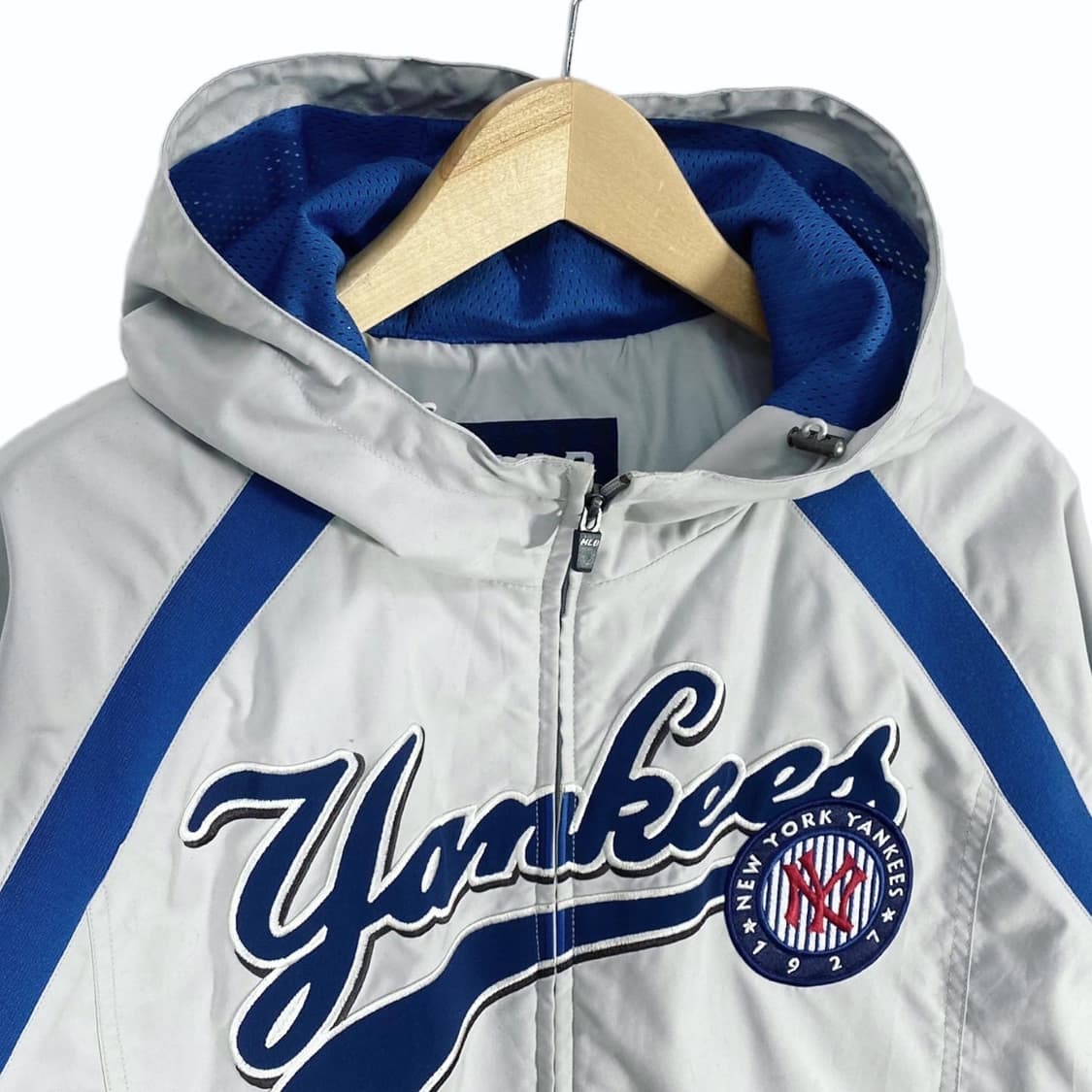 MLB Yankees Hooded Windbreaker 상품이미지2