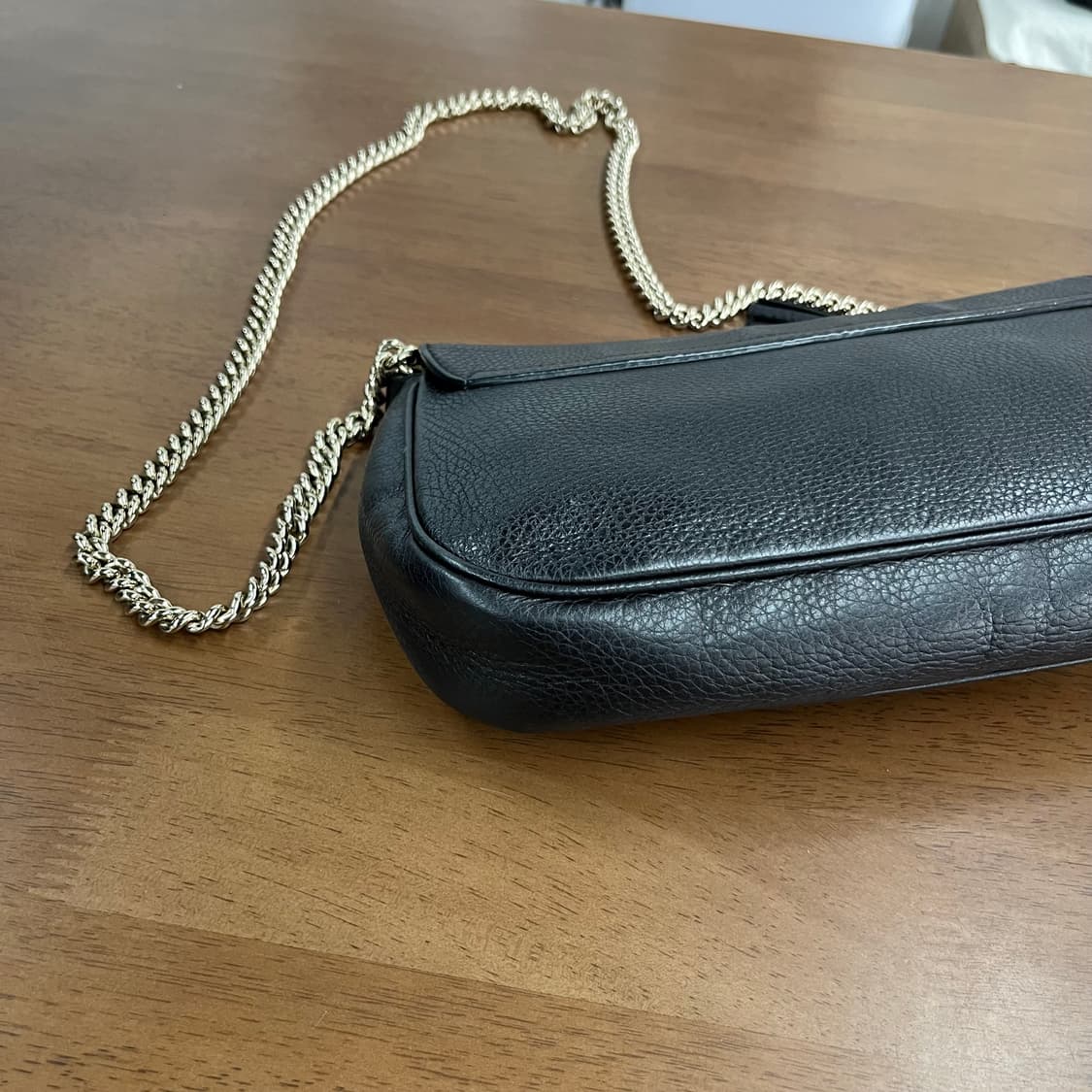 구찌 소호 테슬 체인 크로스백 상품이미지5