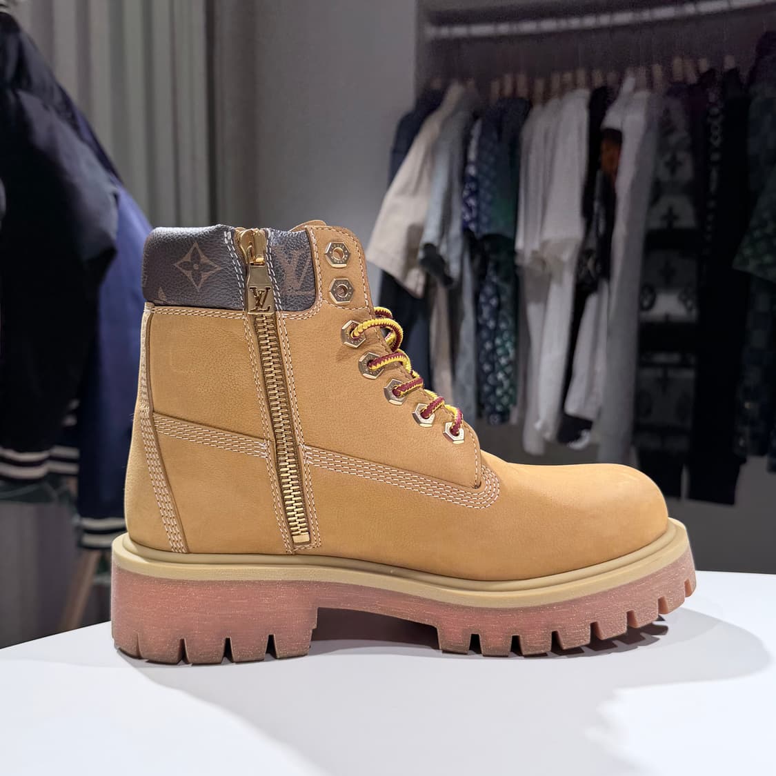 (A+/8.5) / 루이비통 x 팀버랜드 6인치 앵클 워커 부츠 베이지 상품이미지6