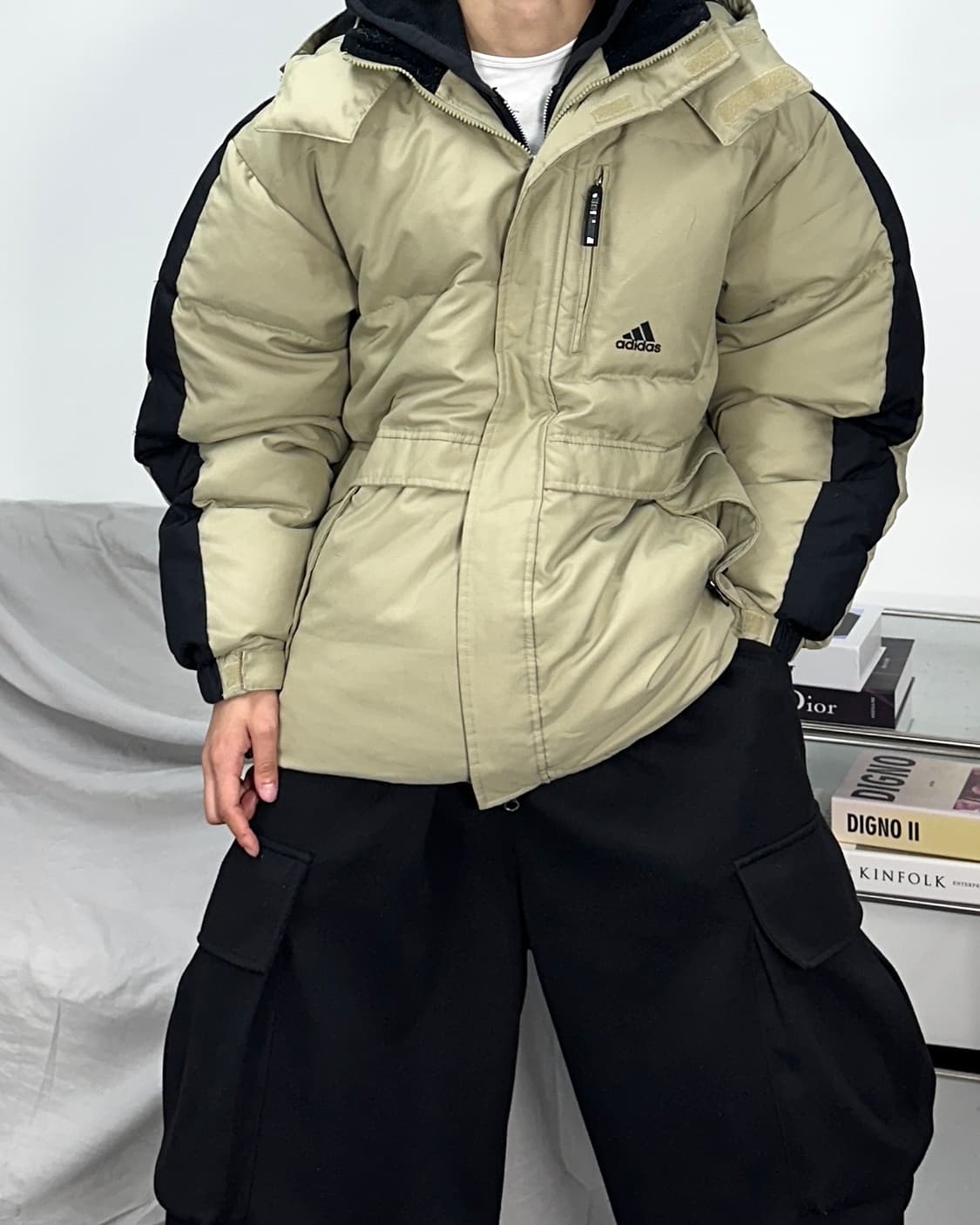 아디다스 올드스쿨 사이드라인 베이지 패딩 100 상품이미지3