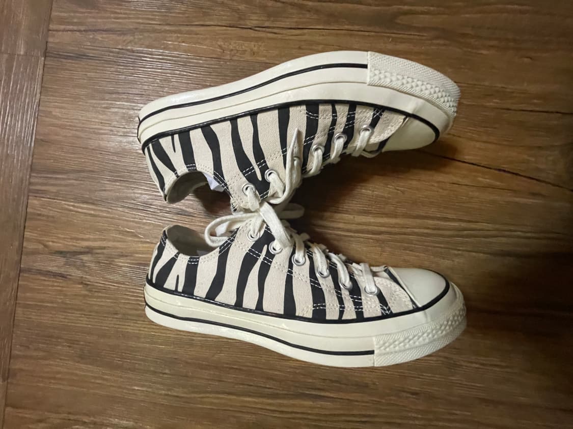 255 척 로우 아카이브 프린트 지브라 블랙 상품이미지2