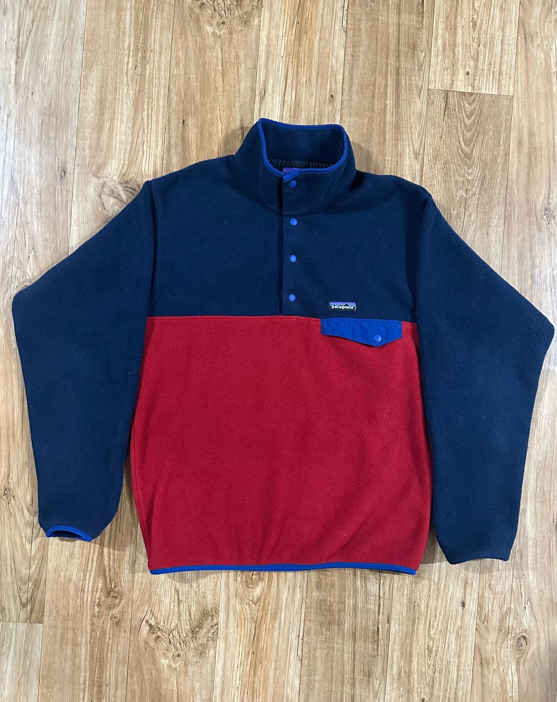 파타고니아 신칠라 네이비 레드(정품) 상품이미지2