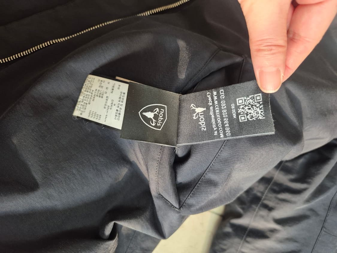 노비스 구스 다운 리버시블 롱 점퍼(롱패딩) 상품이미지9