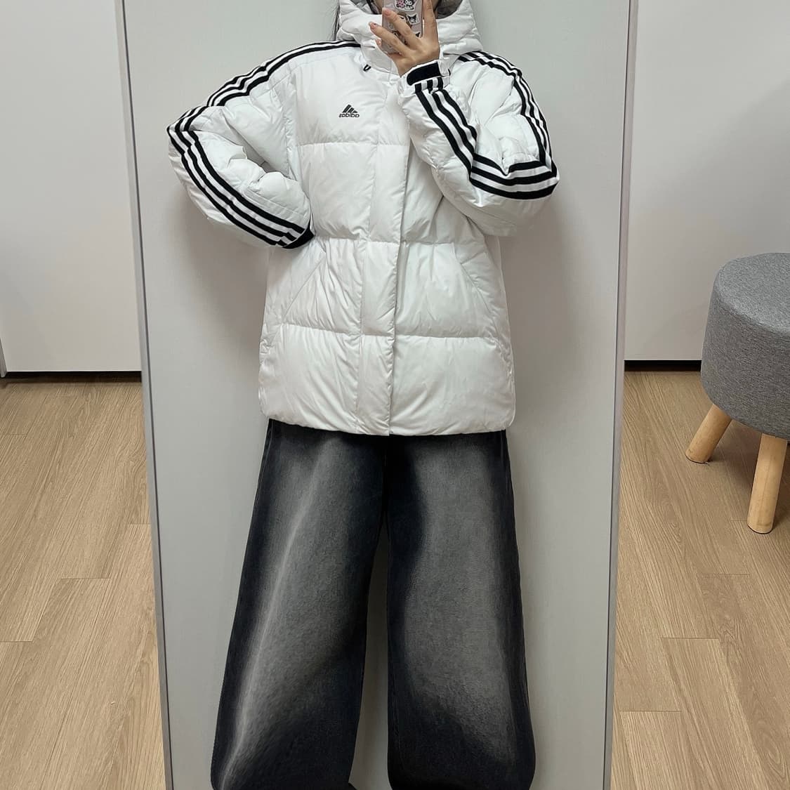 아디다스 덕다운 화이트 숏패딩 자켓 상품이미지1