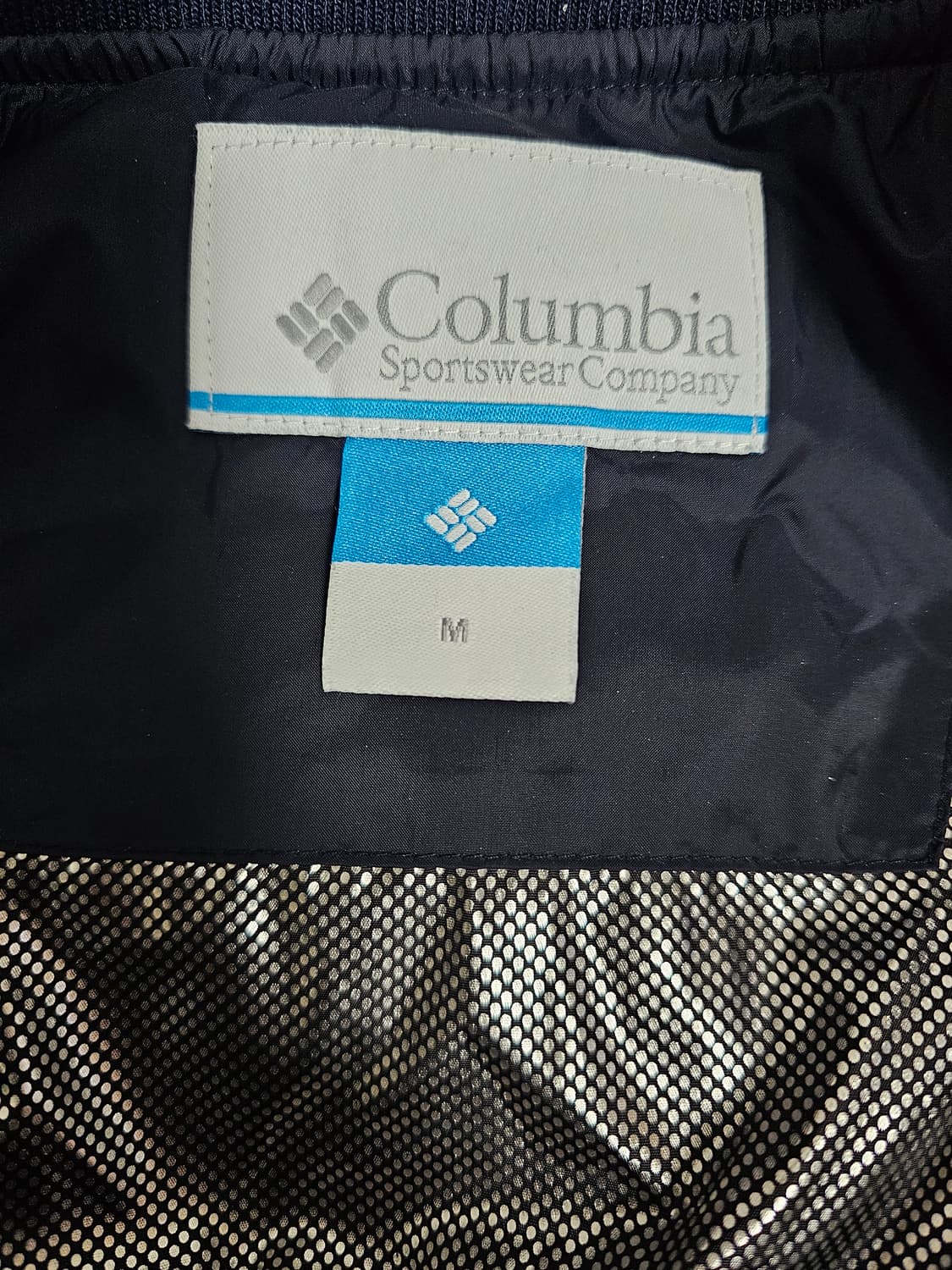 컬럼비아 덕다운 경량패딩 M 상품이미지3