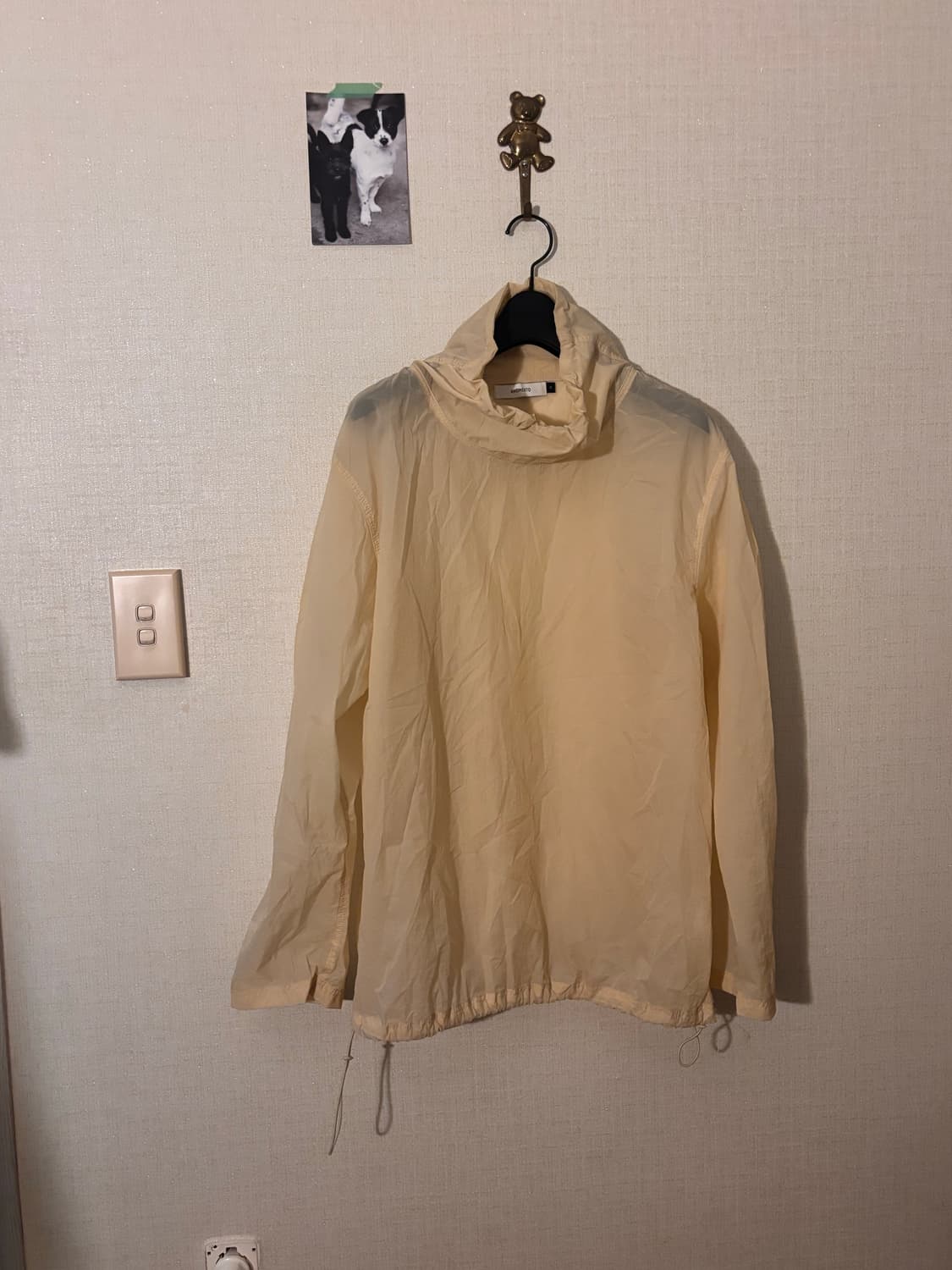 Amomento beige anorak blouse 상품이미지2