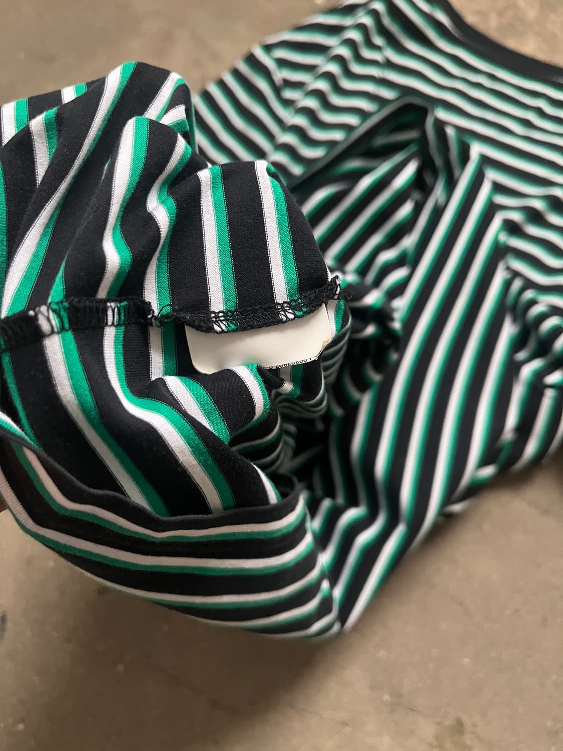 HUGO BOSS 스트라이프 반팔티  상품이미지6