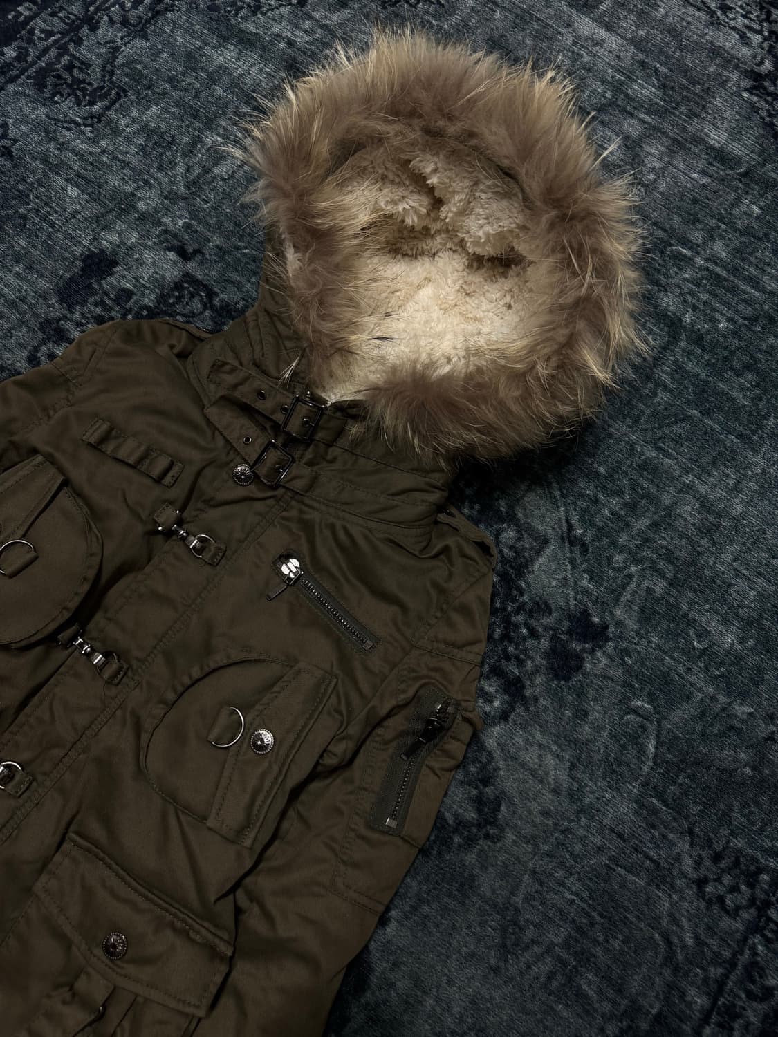 Cecil mcbee 00s y2k trimming fur militar 상품이미지3