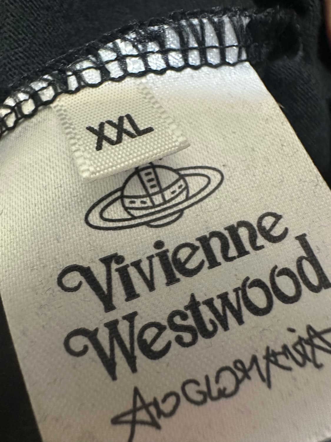 비비안웨스트우드 블랙 반팔 티셔츠 레드 로고 상품이미지8