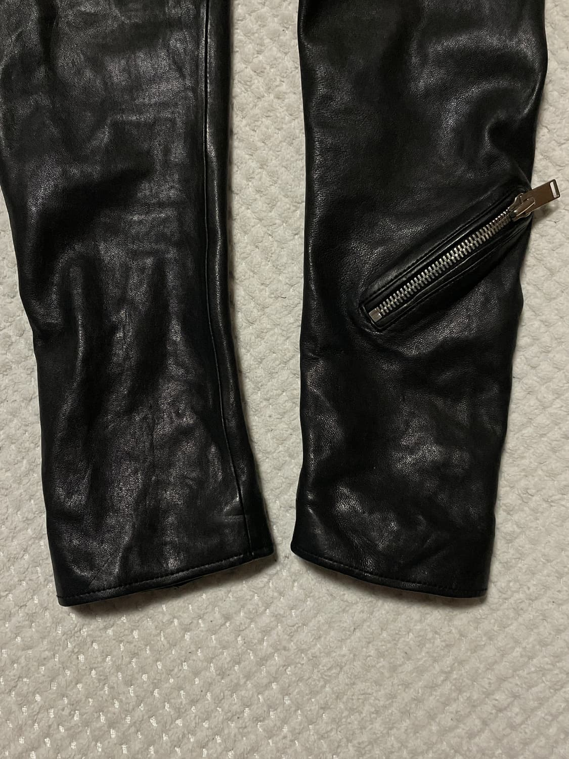 광희시장 웨스턴 무드 양가죽 2WAY 사선 지퍼 디테일 절개 레더 자켓 상품이미지7