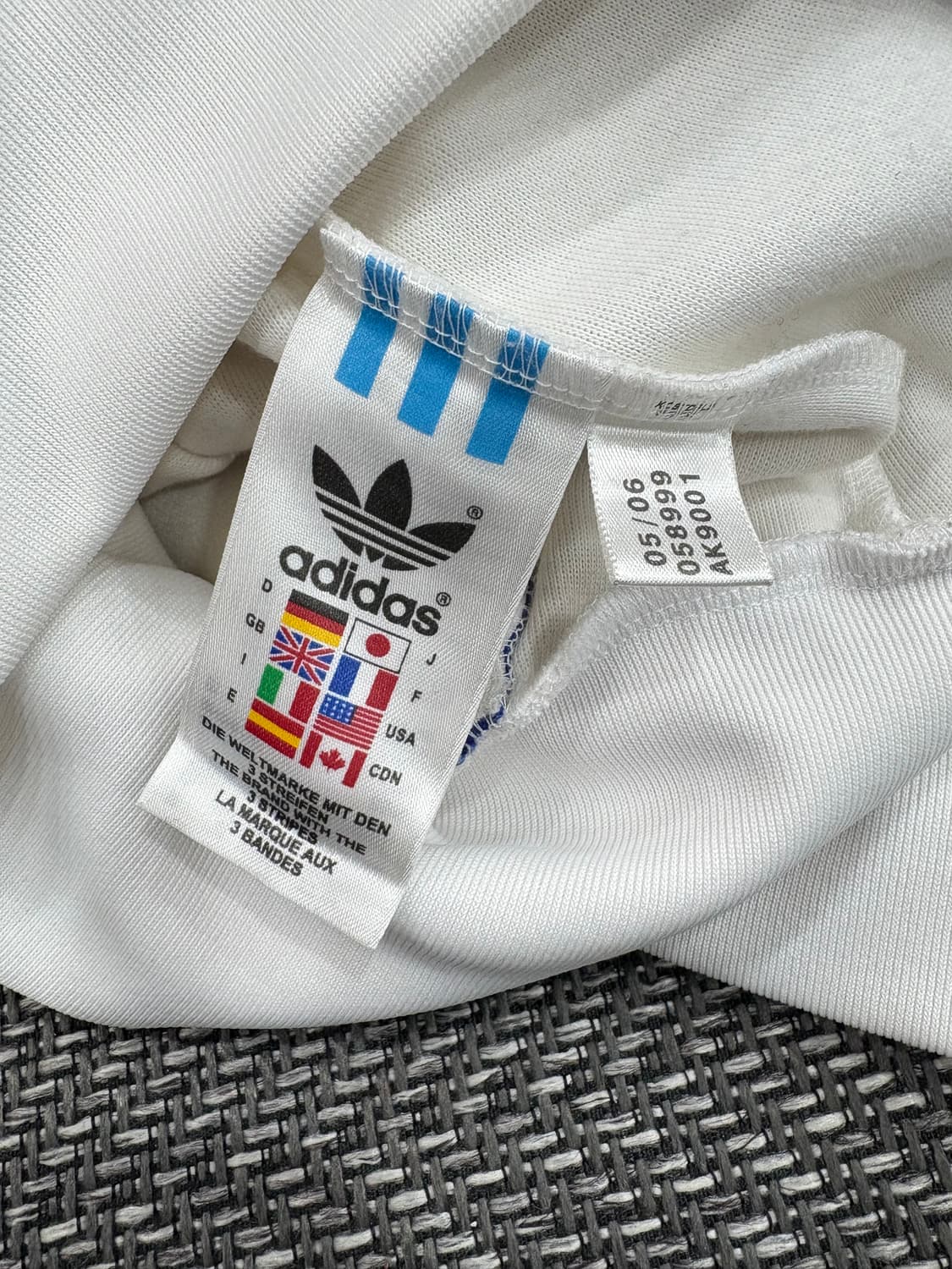 아디다스 모스크바 트랙 져지 화이트 상품이미지5