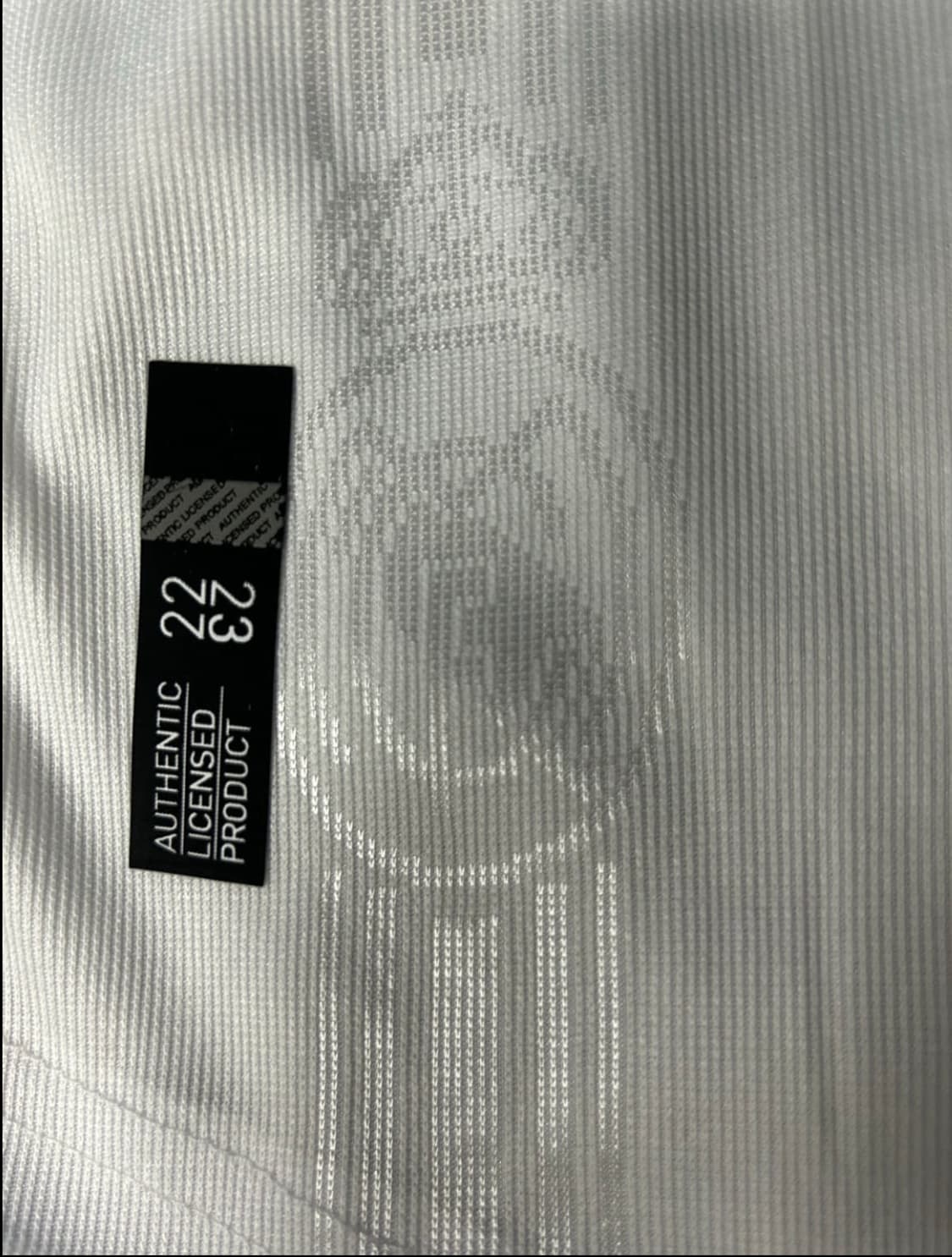 22/23 레알 마드리드 홈 어센틱 유니폼   상품이미지4