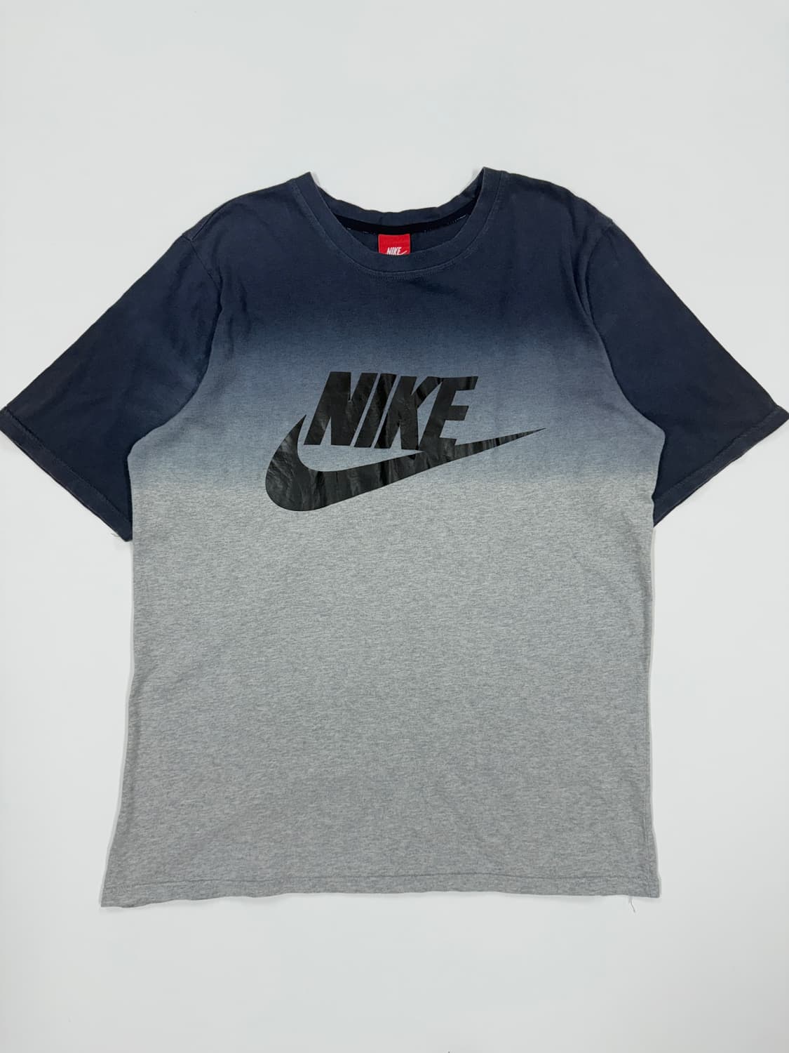 나이키 그라데이션 반팔 상품이미지1