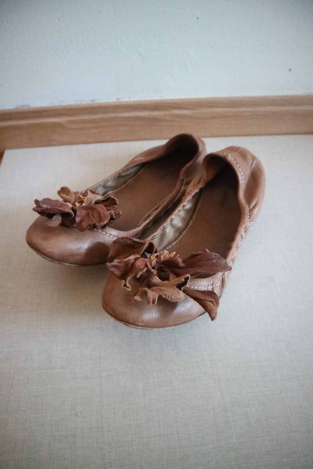 Miu Miu flat shoes 상품이미지1