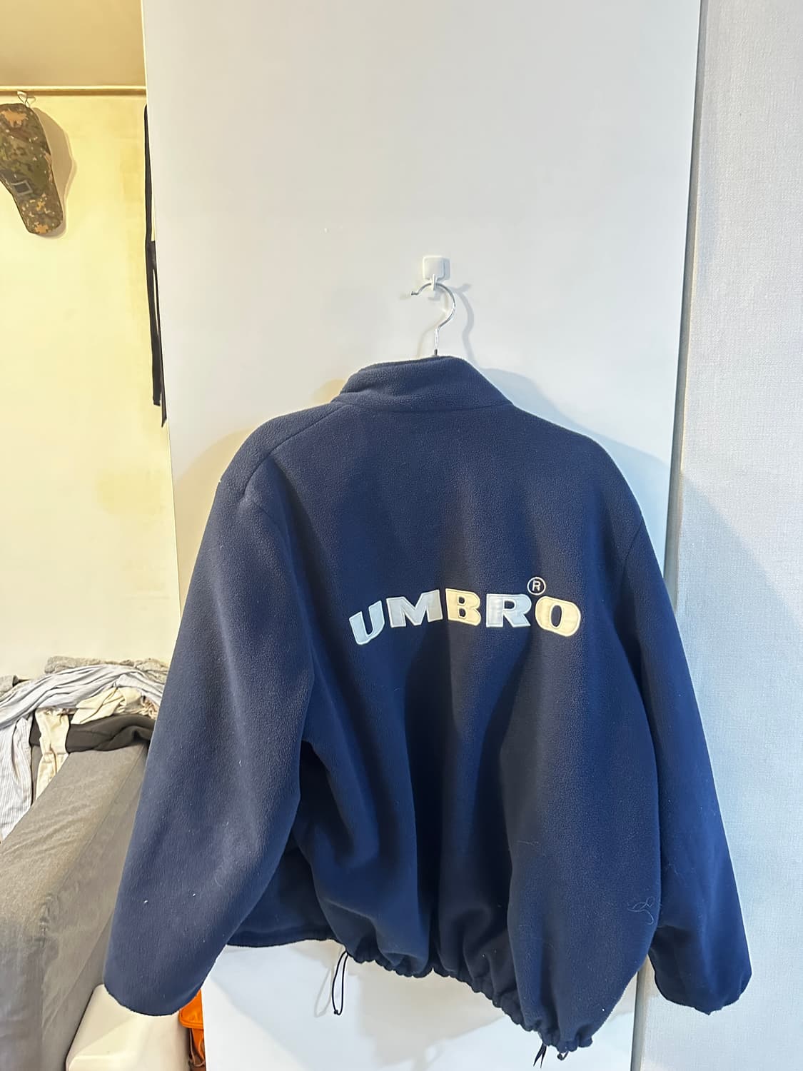 엄브로 리버시블 플리스 바람막이 XL 상품이미지4