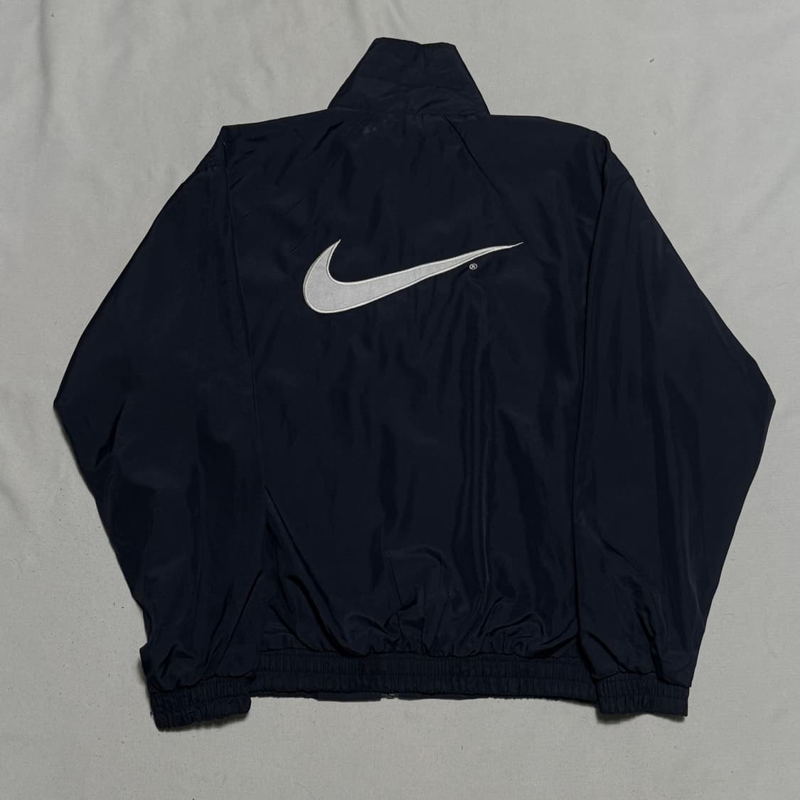 100 나이키 올드스쿨 빅로고 바람막이 상품이미지2