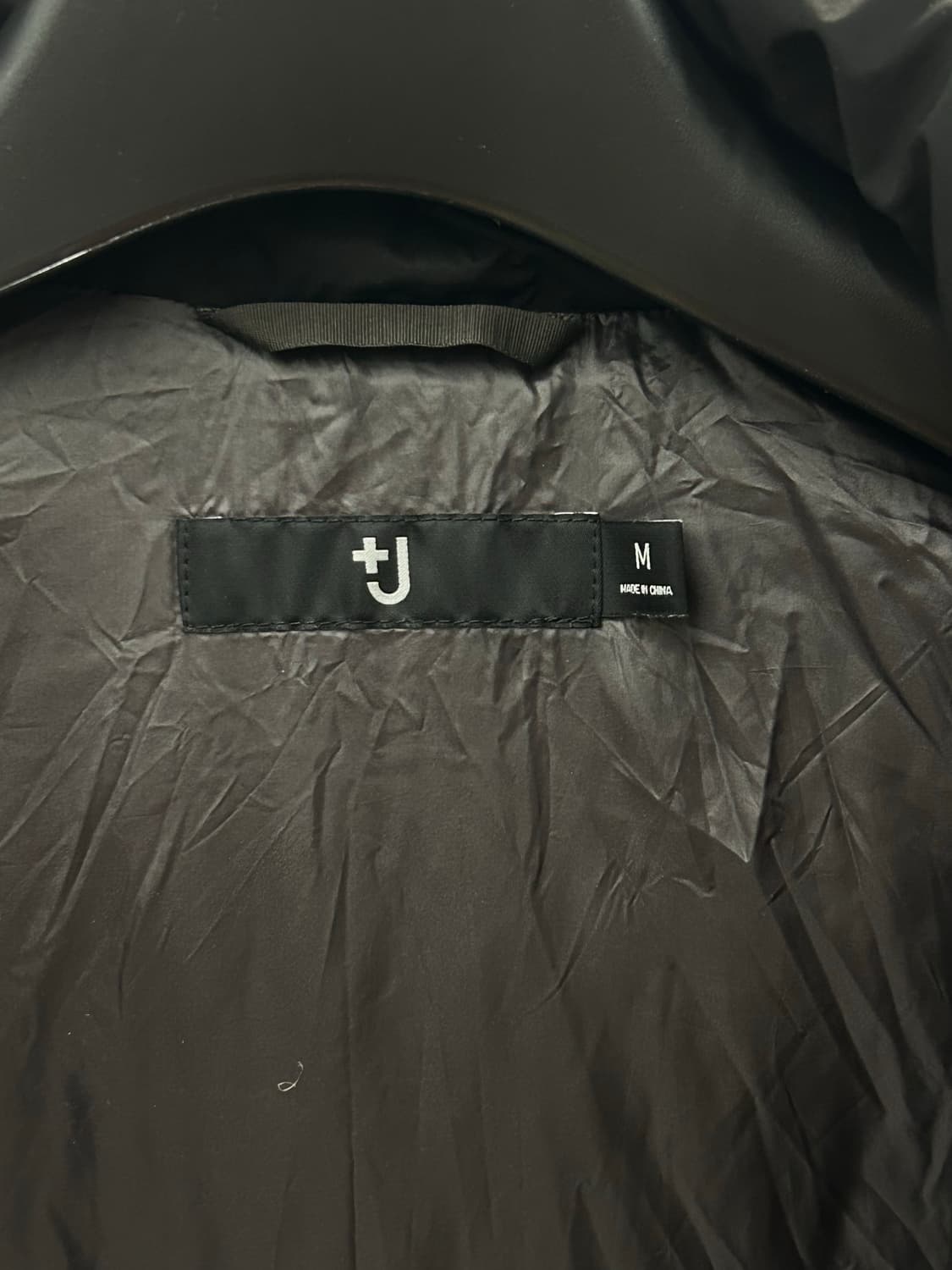 유니클로 +J 콜라보 블랙 다운 파카 상품이미지4