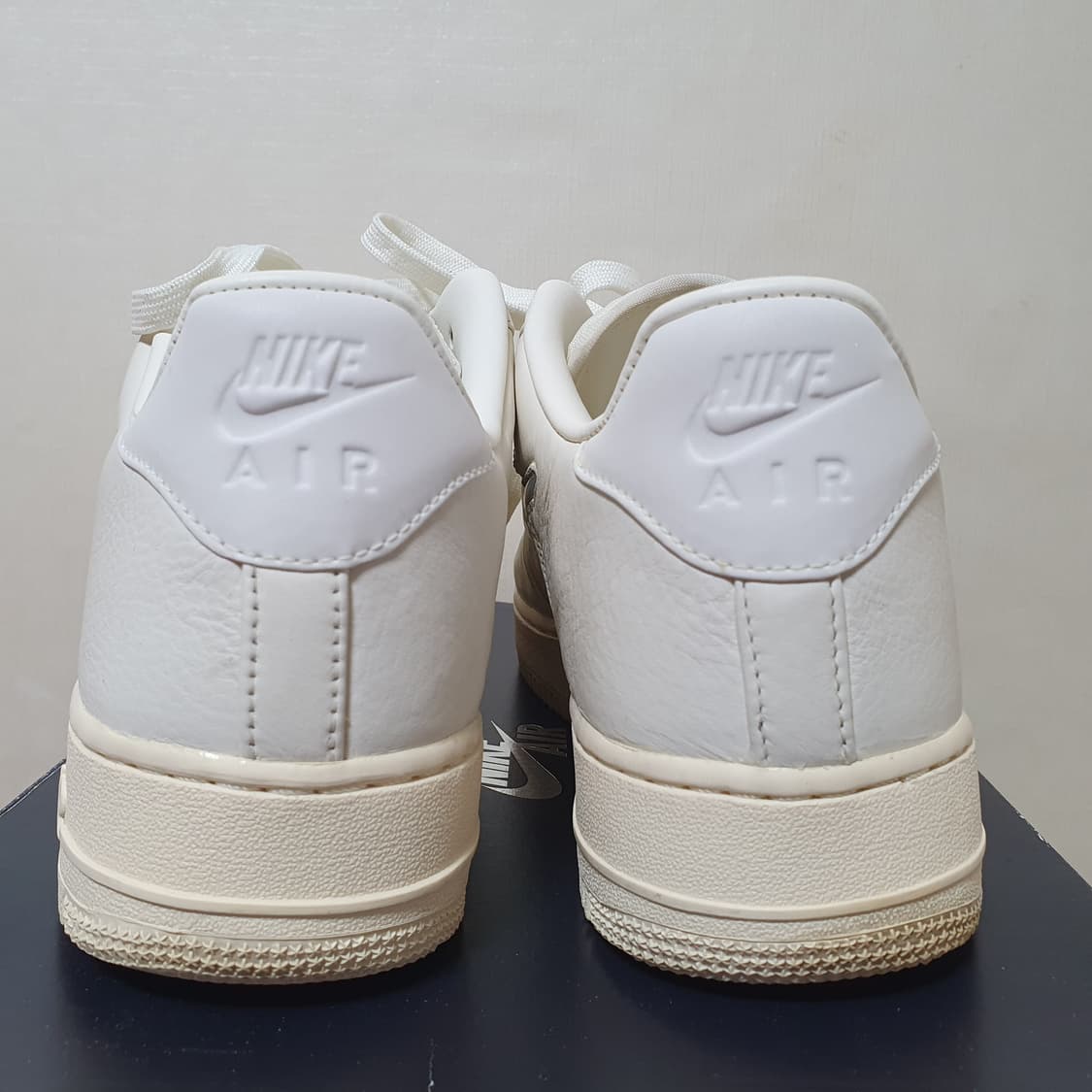 나이키 에어포스 1 프리미엄 쥬얼 세일 컬러 941912 100 상품이미지3