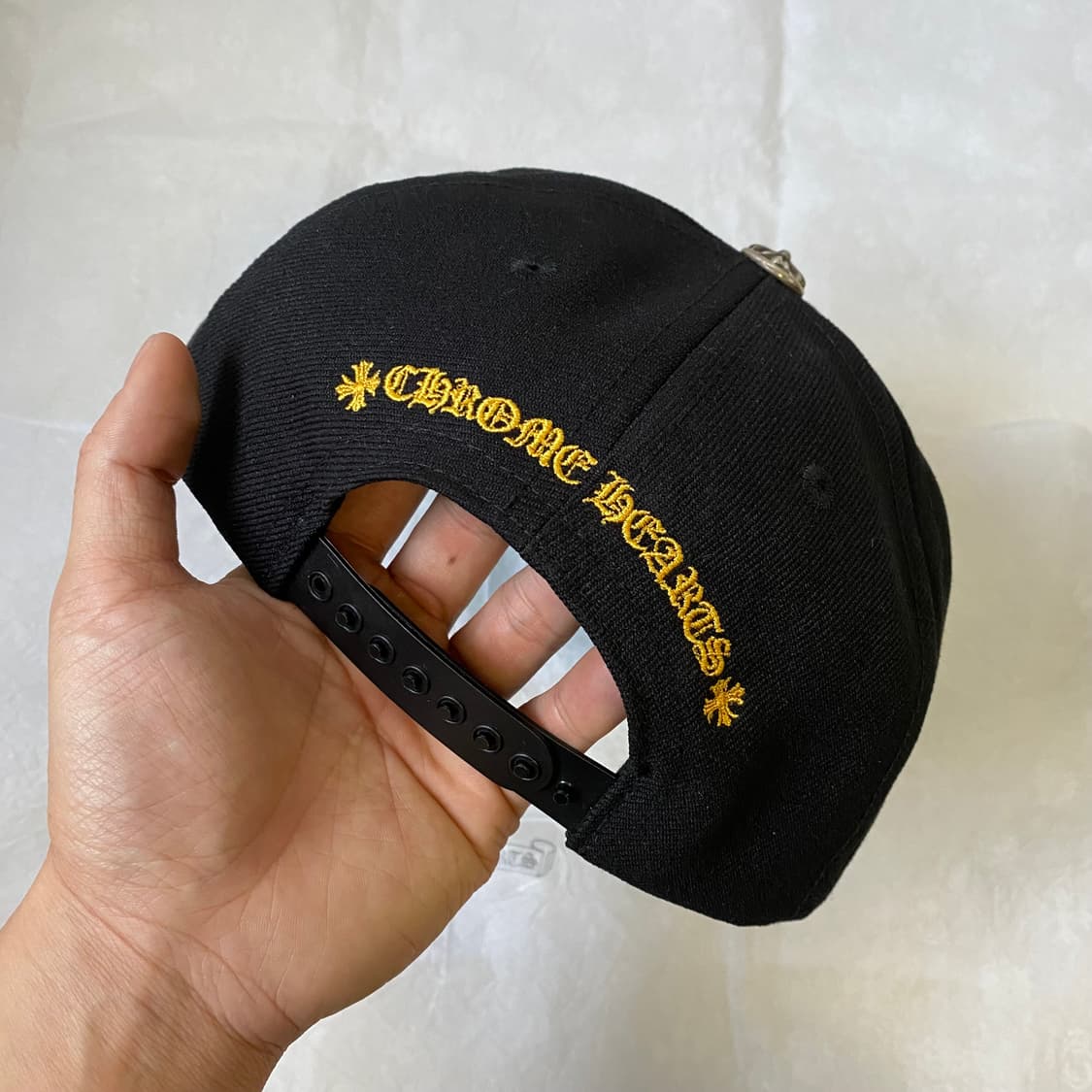 [Free] 크롬하츠 CH로고 베이스볼 캡 블랙 옐로우 상품이미지4