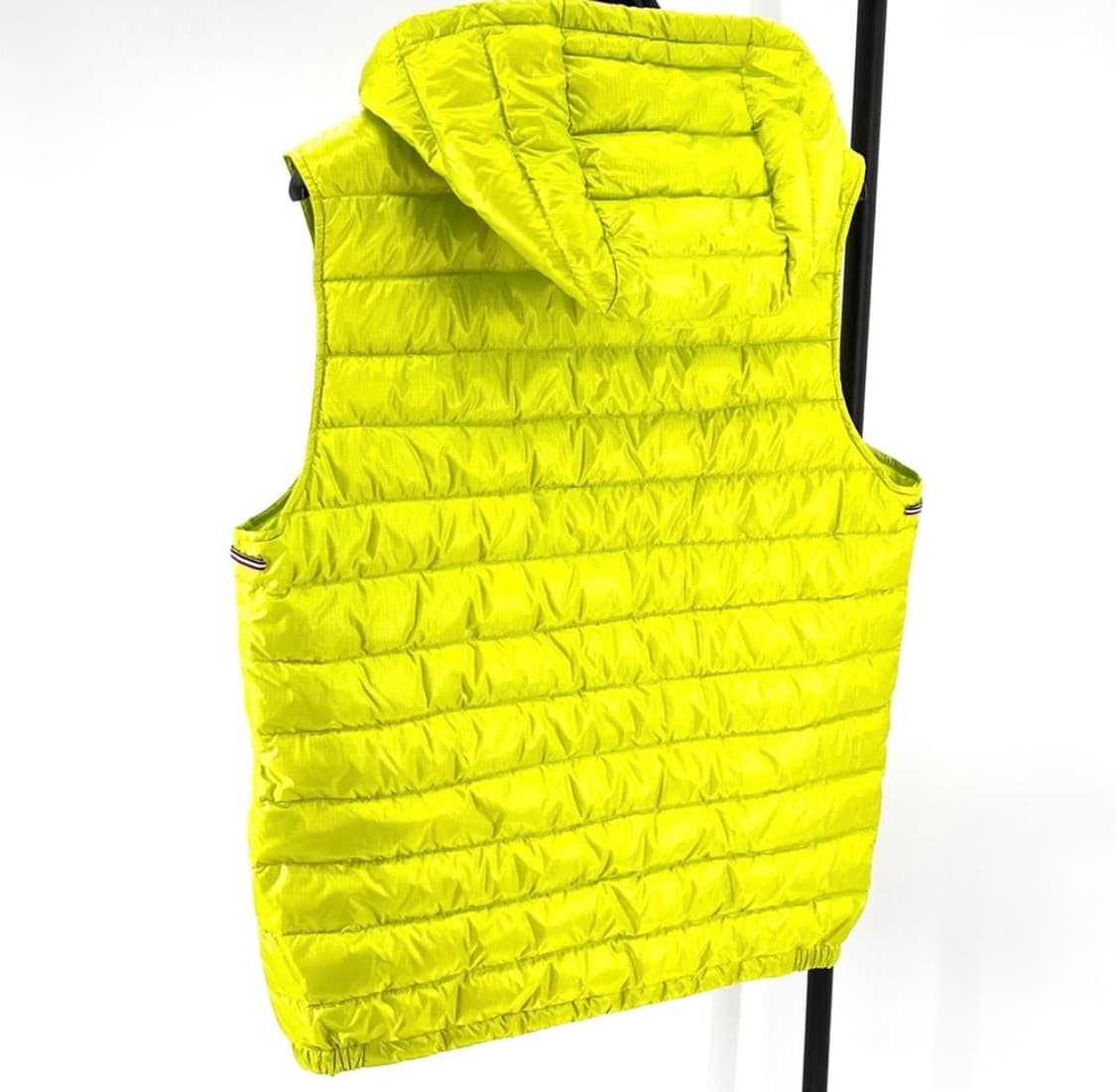 몽클레어 지앙 후드 다운 경량 베스트집업 ㅡ 105사이즈 상품이미지6