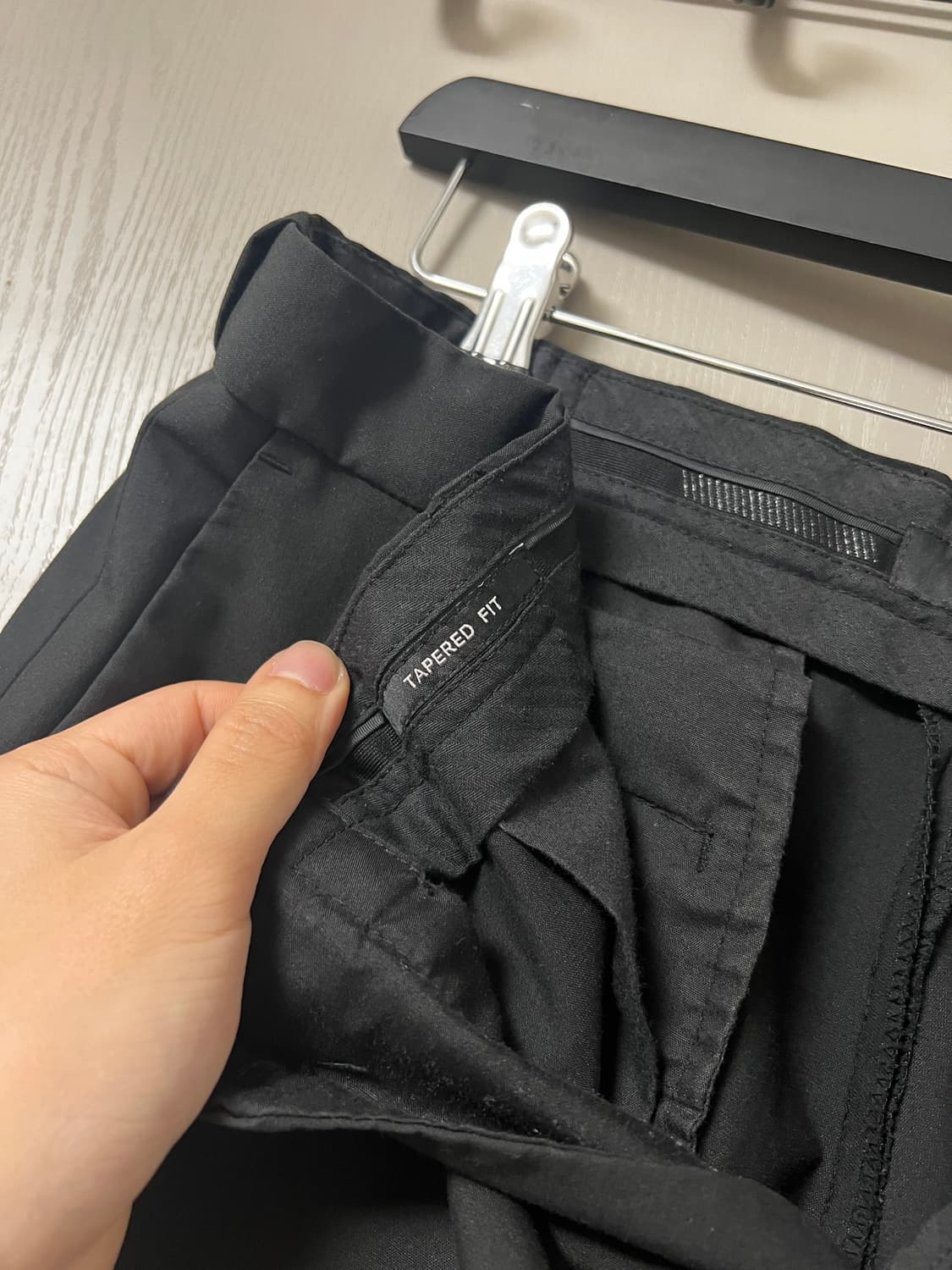 테이퍼드 히든 밴딩 크롭 슬랙스 상품이미지6