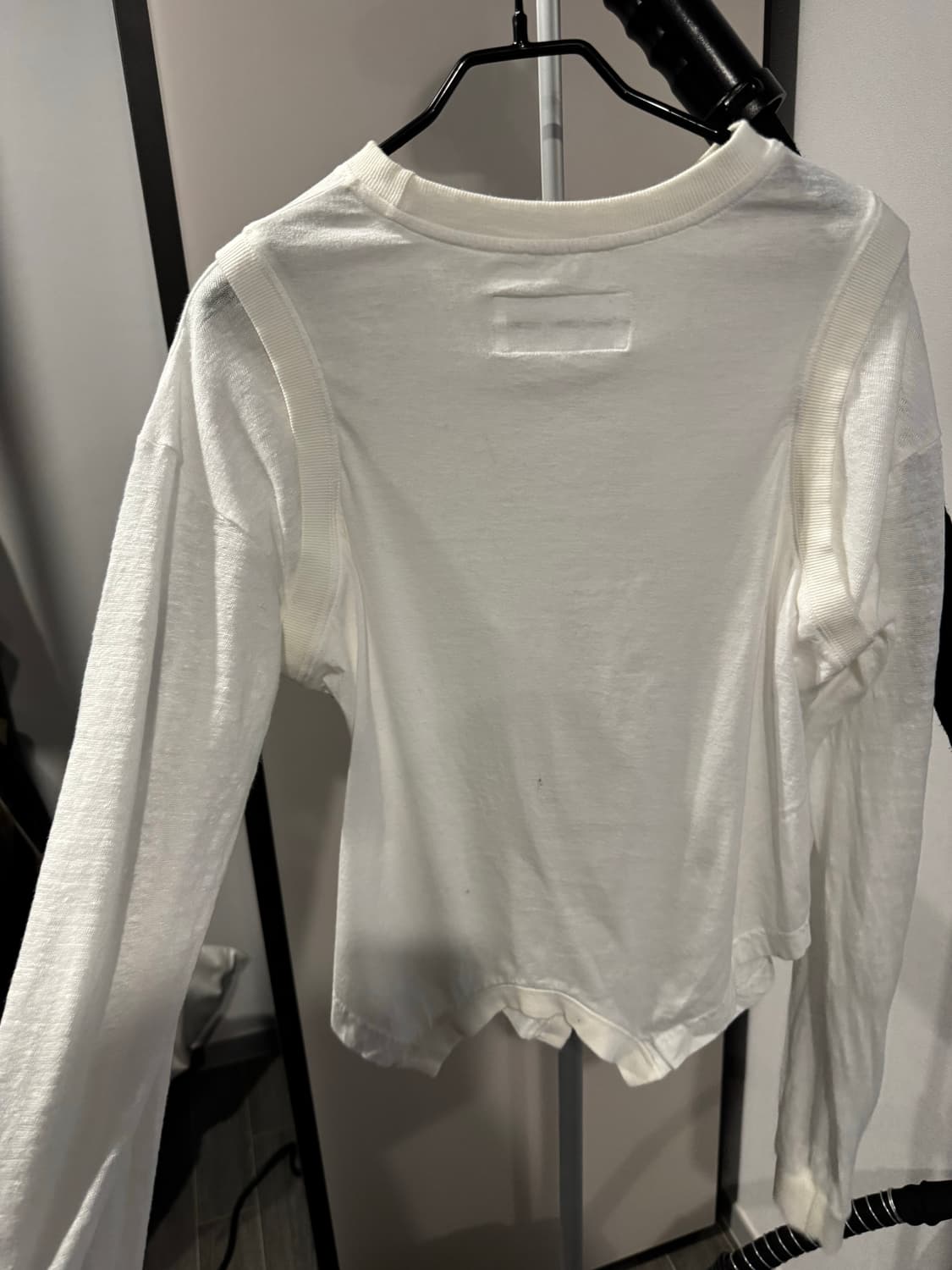 뮤지엄비지터 티셔츠 상품이미지3