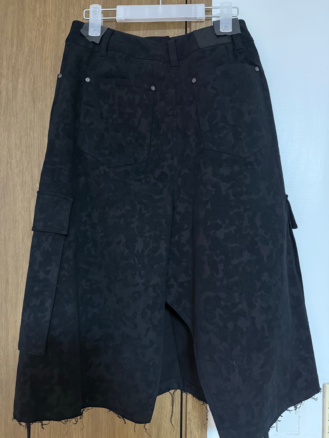 트리밍버드 Camo Bermuda Cargo Skirt 블랙  상품이미지6