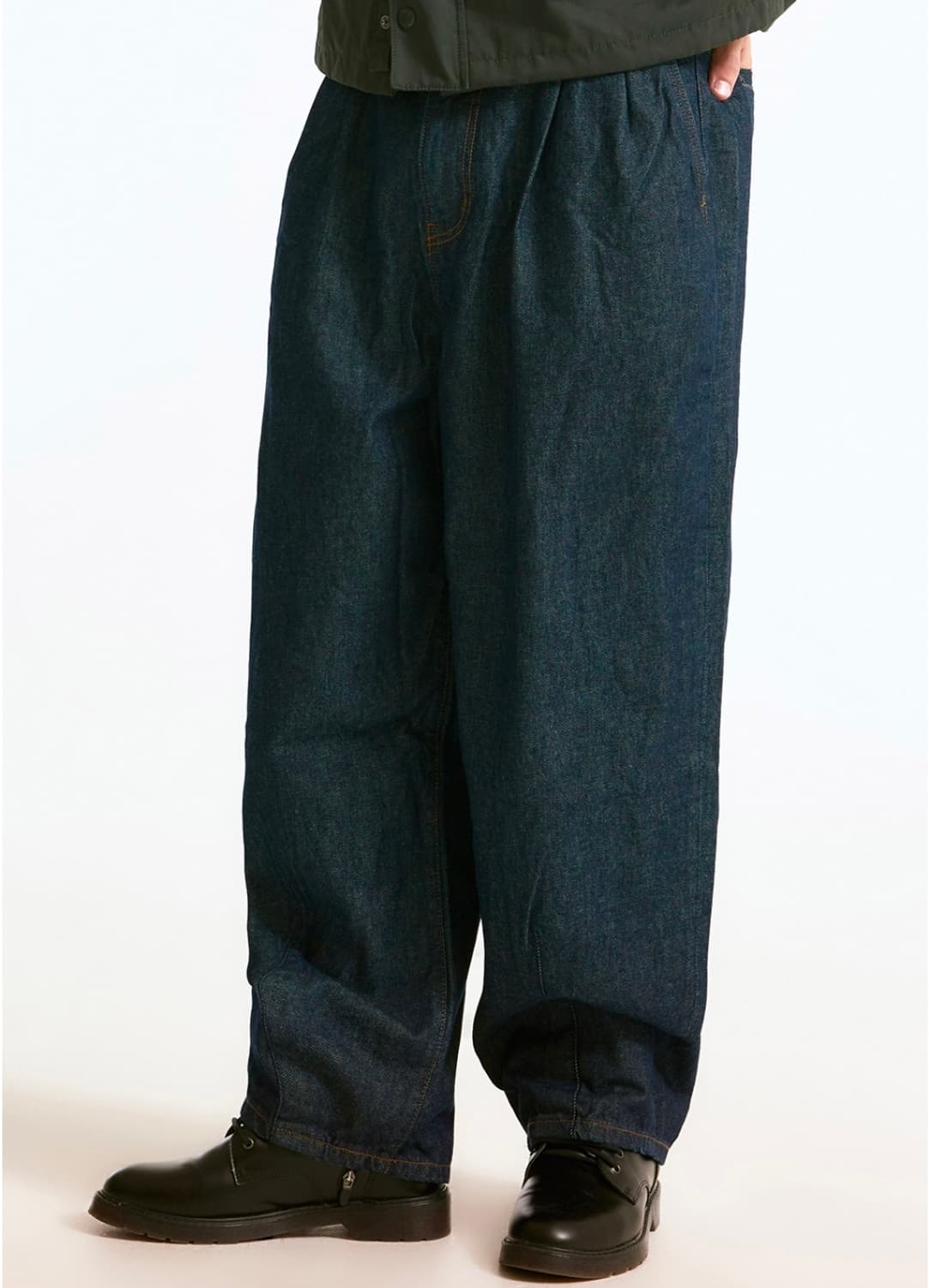 후아유 22ss 벌룬핏 와이드 핀턱 데님팬츠 32sizd 상품이미지4