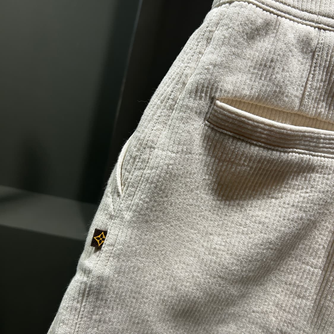 루이비통 코듀로이 사파리 쇼츠 상품이미지6