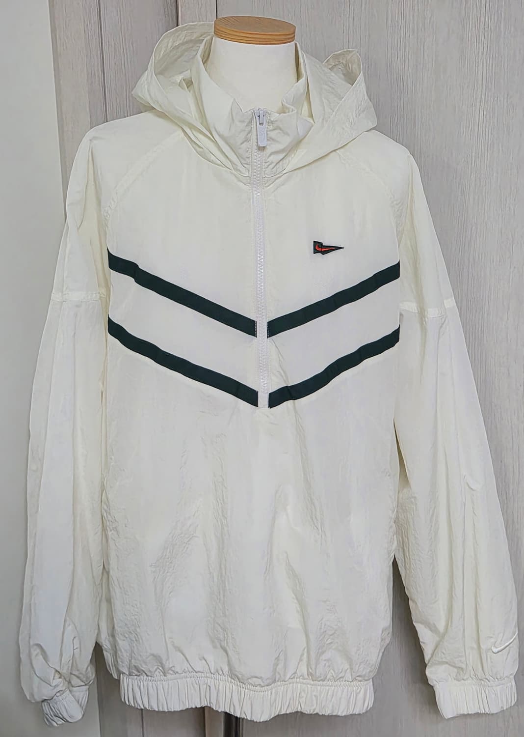 나이키 윈드러너 아노락 바람막이 상품이미지2