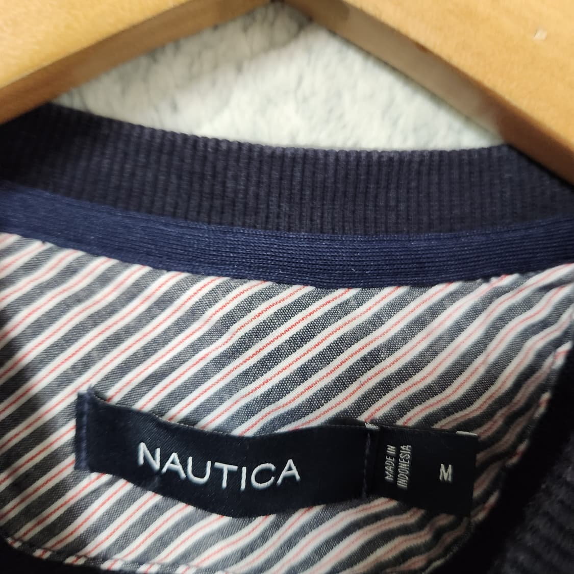 H847 [M] 노티카 맨투맨 티셔츠
 상품이미지2