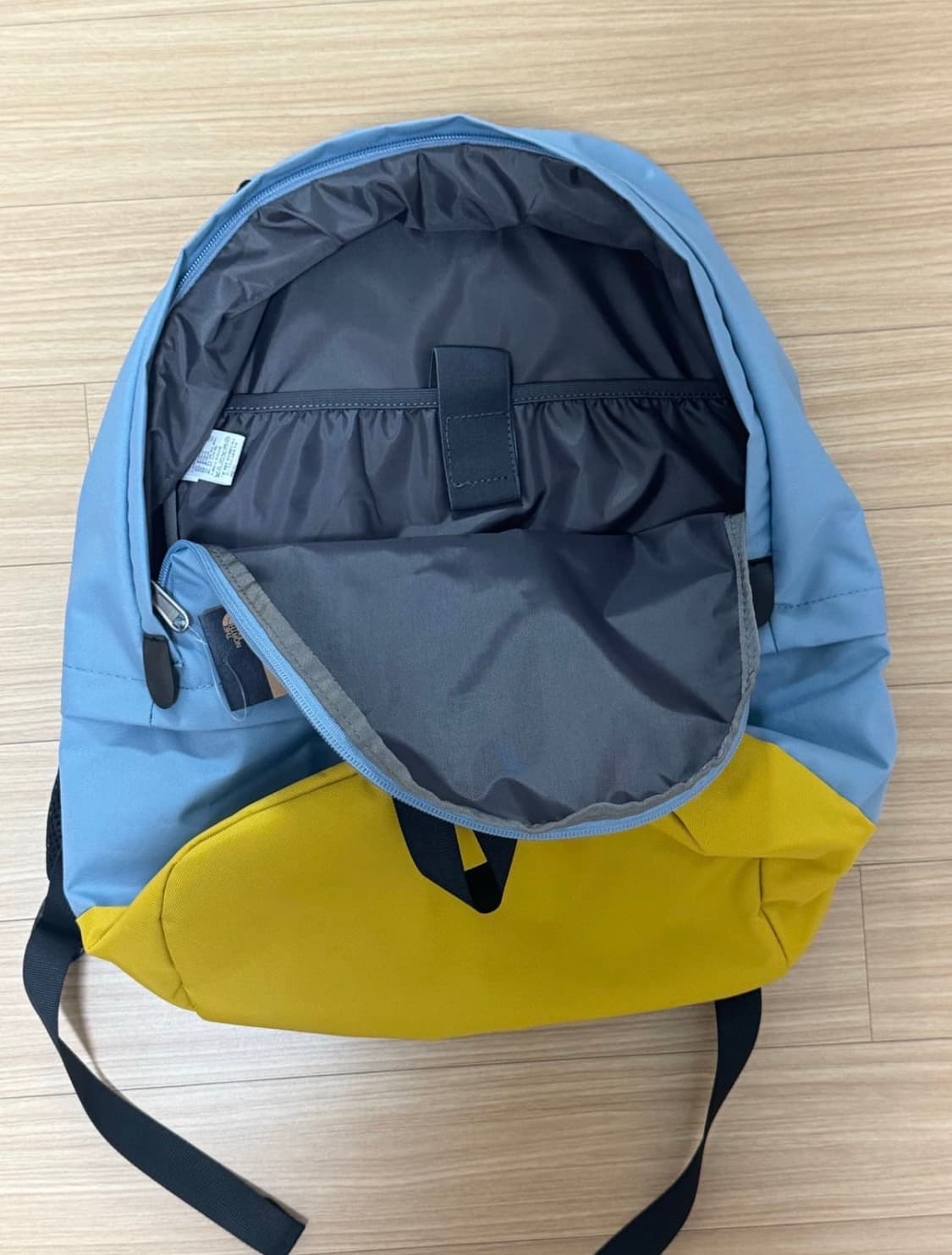 (새상품) 노스페이스 백팩 상품이미지3