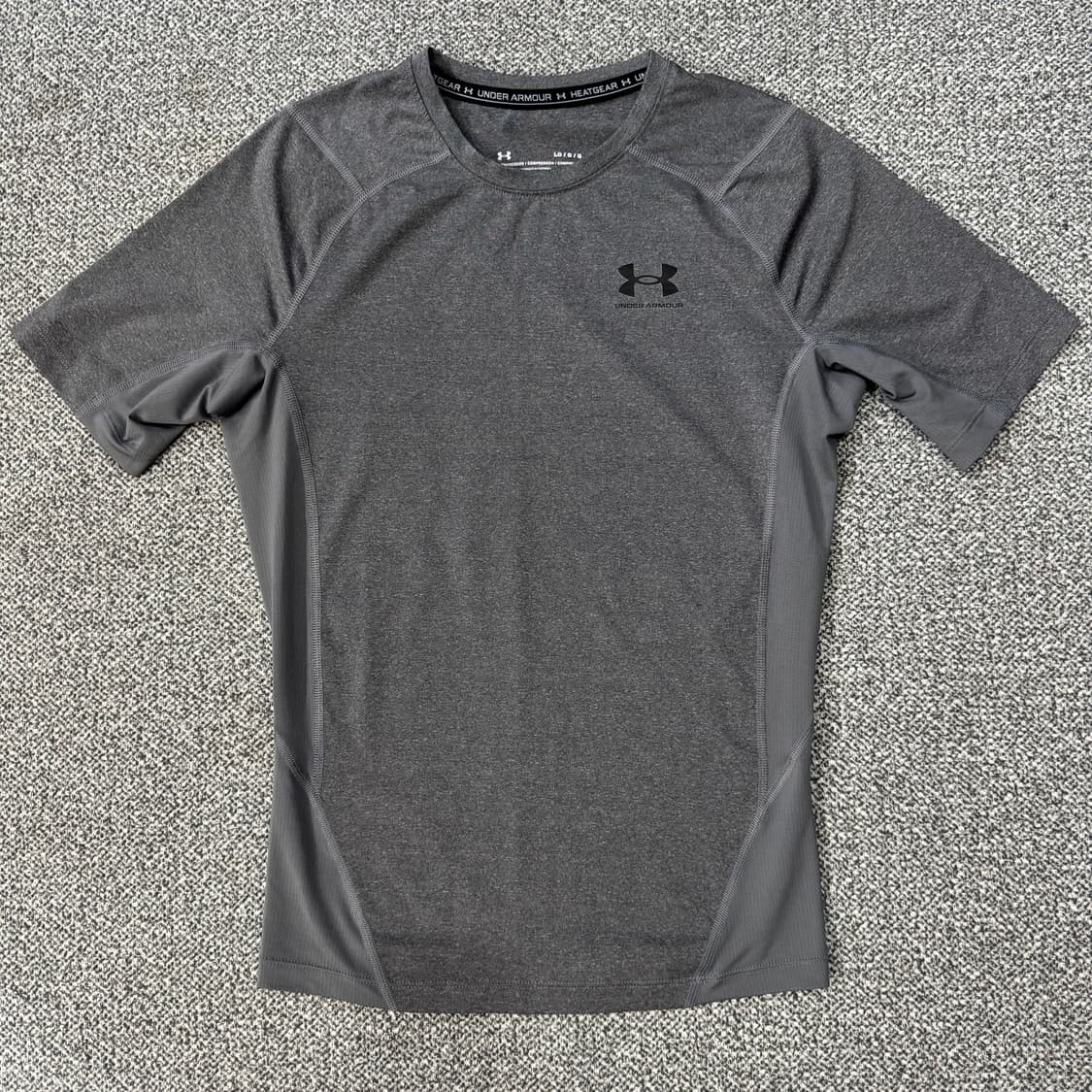 언더아머 히트기어 숏슬리브 컴프레션 셔츠 상품이미지1