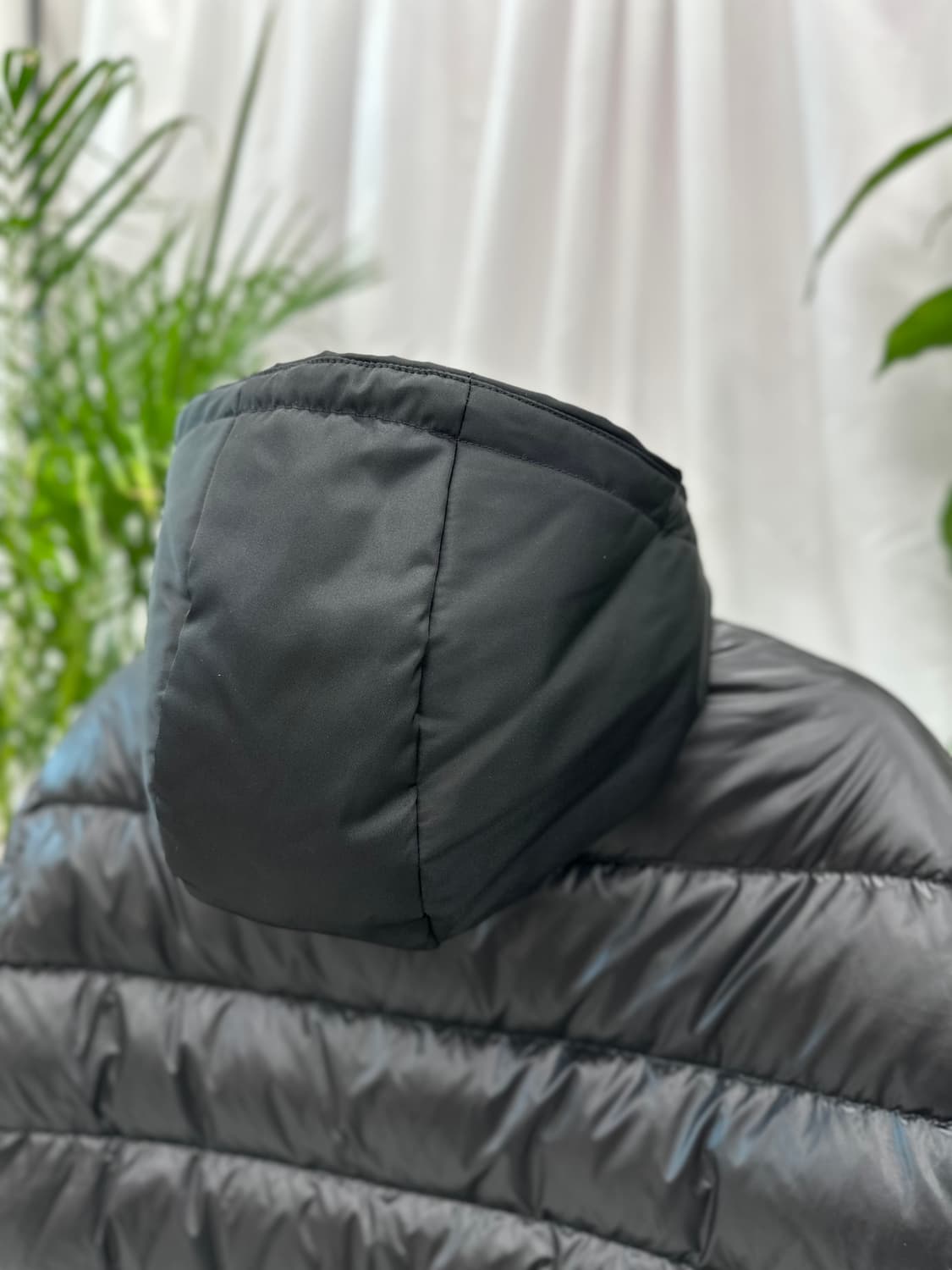 프라다 리버시블 패딩 XL 상품이미지5