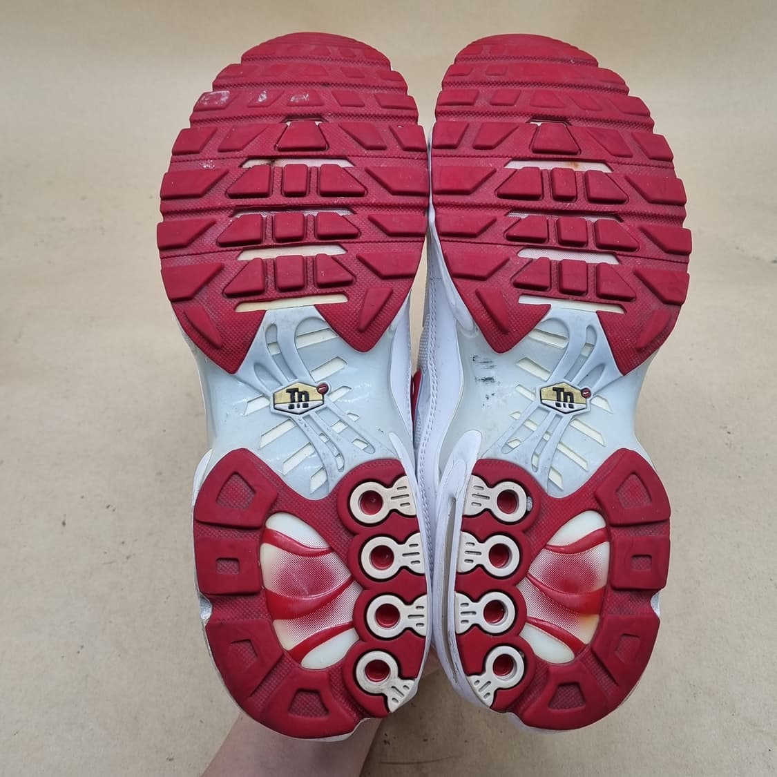 나이키 에어맥스 플러스 남성 운동화 270 상품이미지3