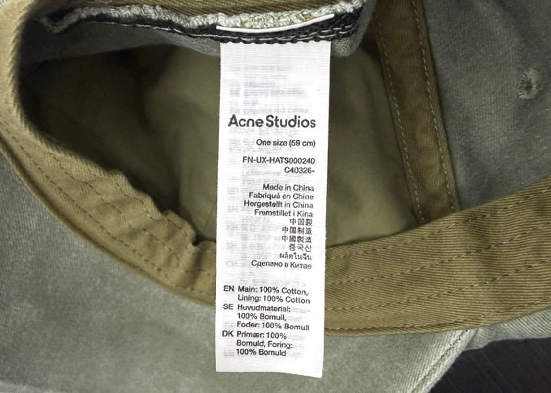 아크네 24SS 로고 자수 볼캡 상품이미지10