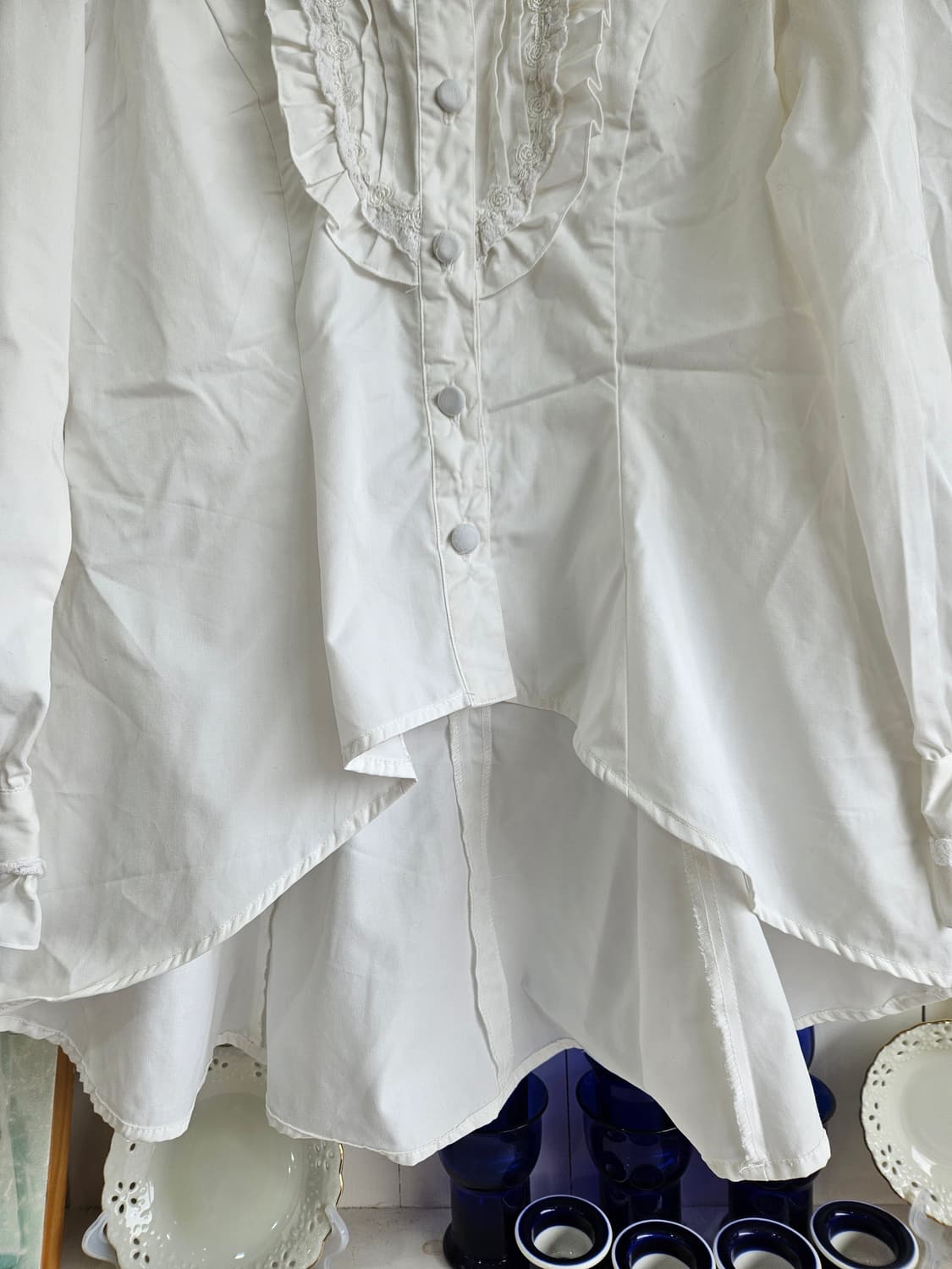 레이스 셔링 블라우스 화이트 프릴 카라 상품이미지4