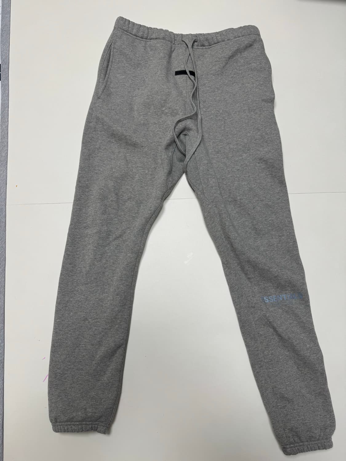 피오갓 에센셜 회색 스웻팬츠 M사이즈 상품이미지1