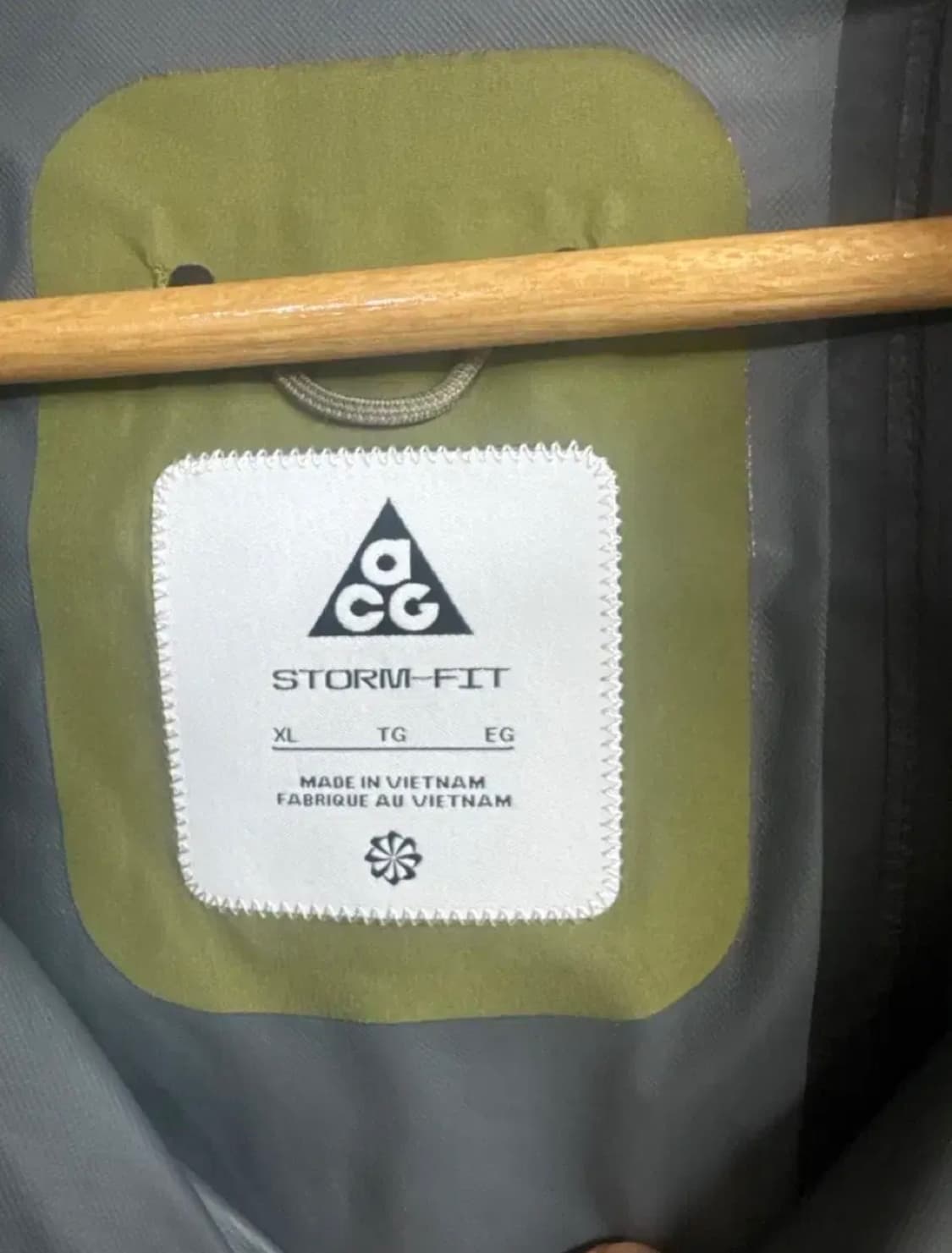 나이키 ACG 그린/카키 바람막이 자켓 상품이미지3