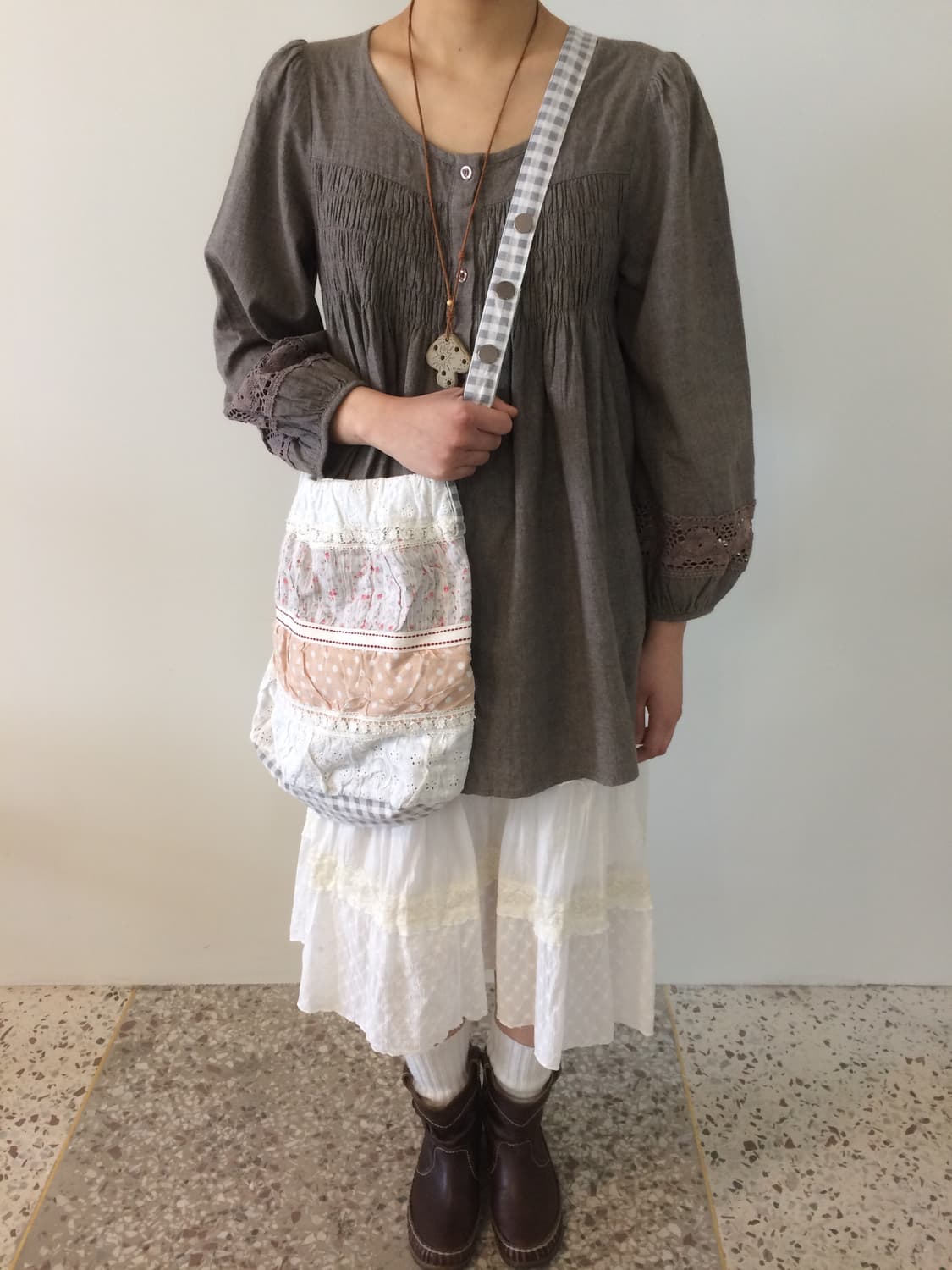 모리걸 패치워크 크로스백 상품이미지1