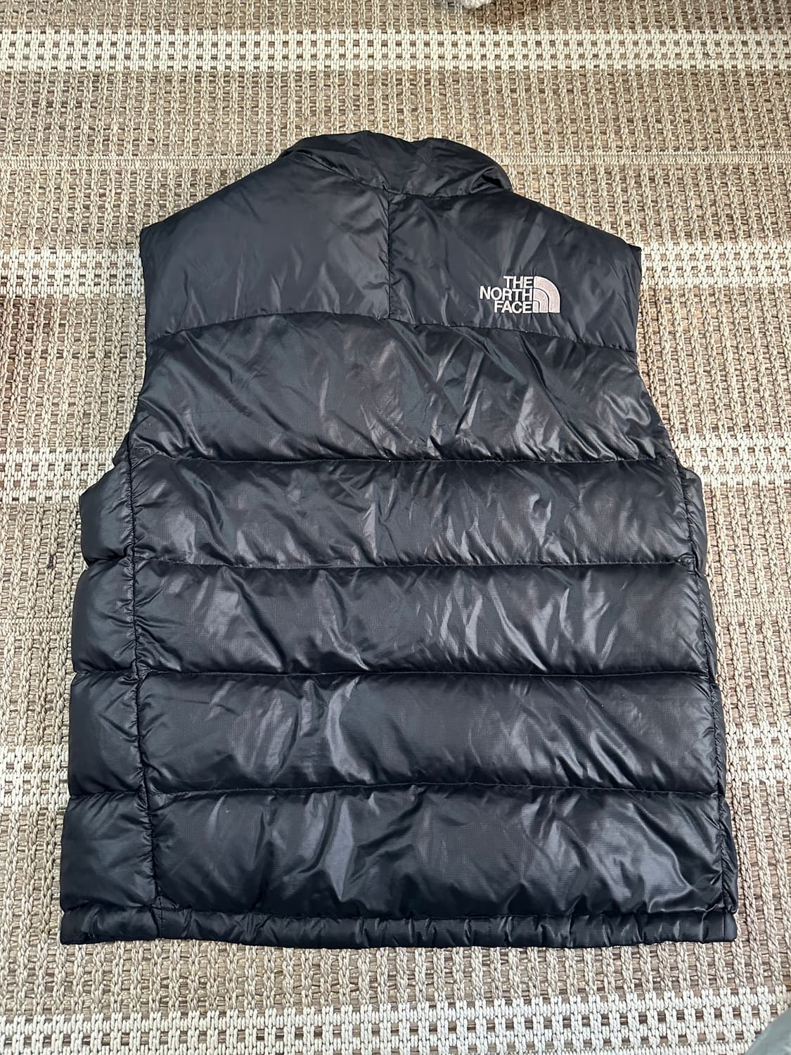 노스페이스 700 패딩 조끼 블랙 95 상품이미지2