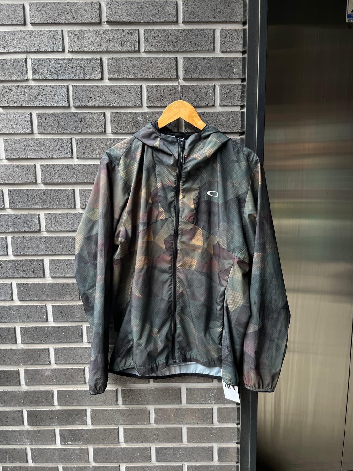 Oakley 오클리 카모플라쥬 윈드브레이커 상품이미지2
