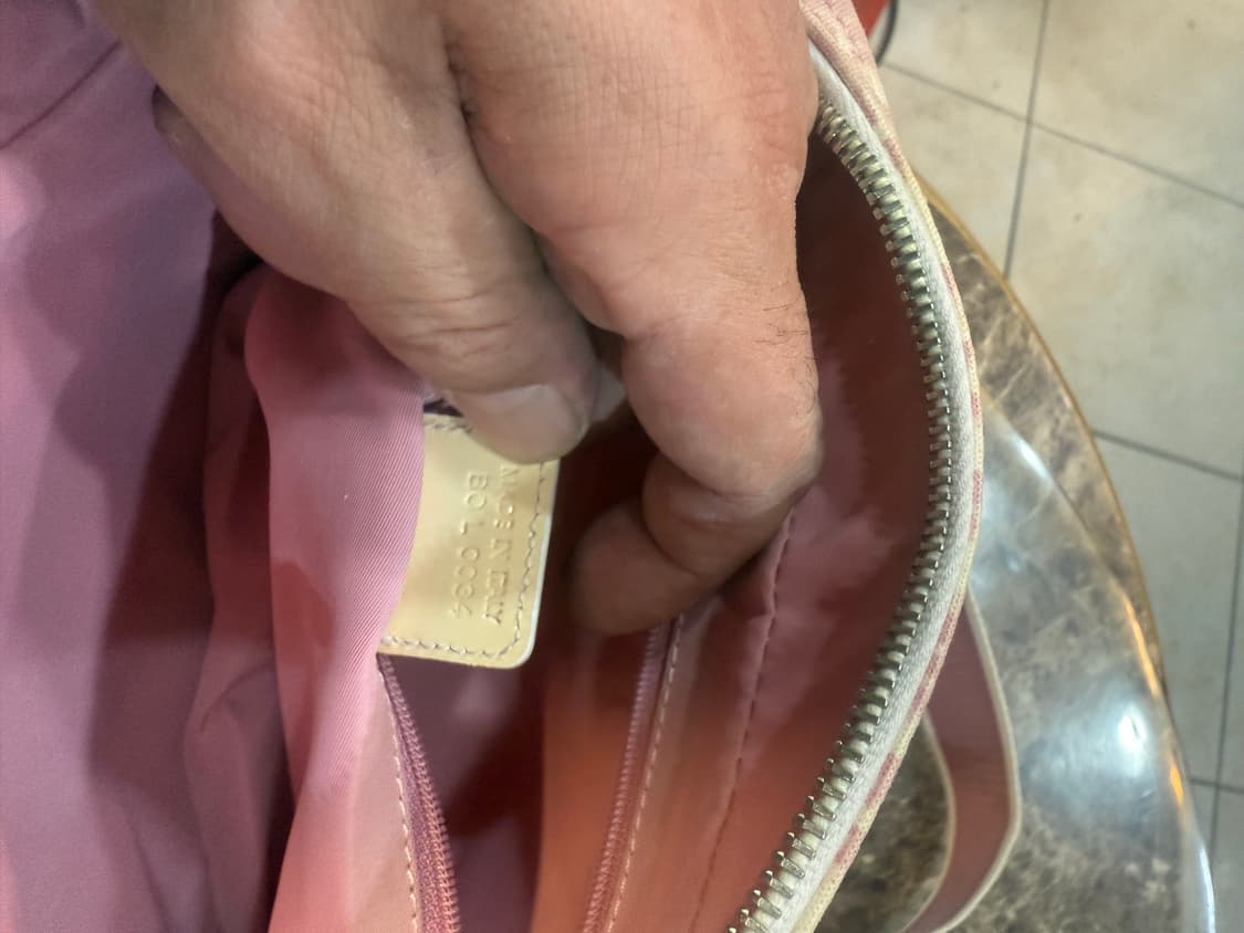 정품 디올 오빌리크 트로터 걸리 크로스백 팝니다 상품이미지9