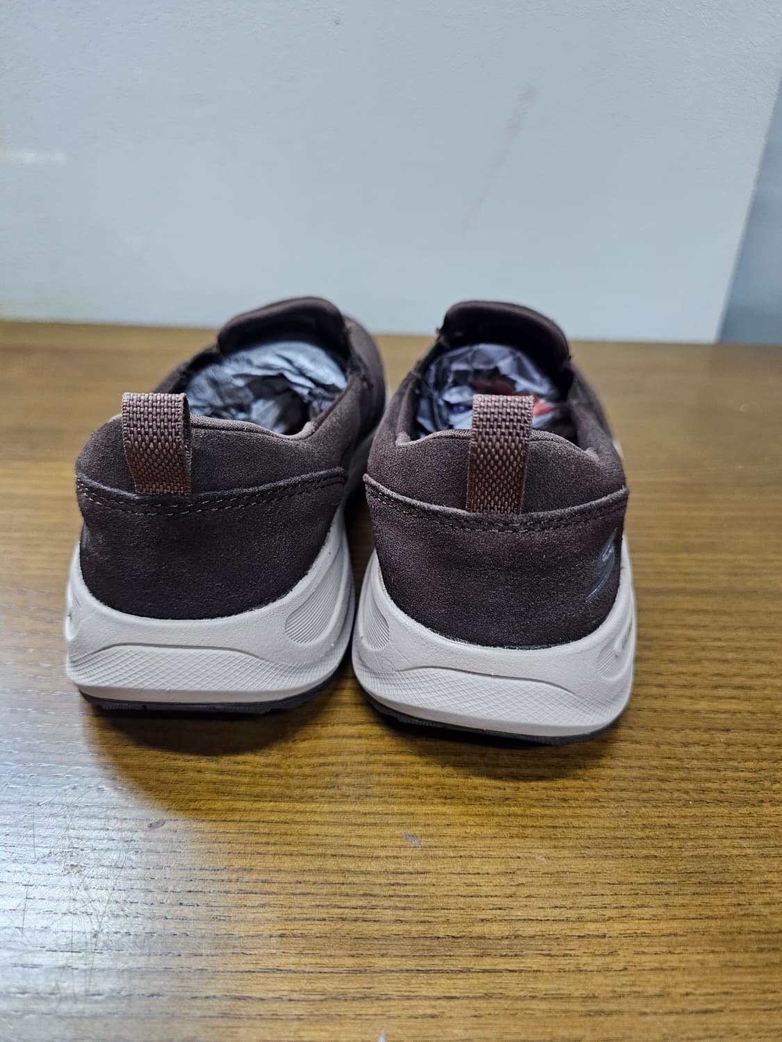 스케쳐스 아웃도어 ULTRA GO 슬립온 브라운 상품이미지5