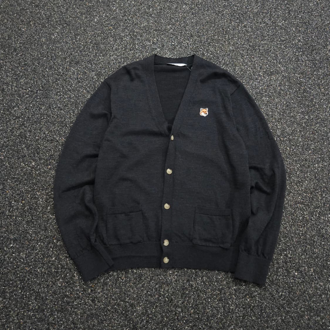 메종키츠네 백화점판 폭스 헤드 미니멀 가디건 (XL) 상품이미지1