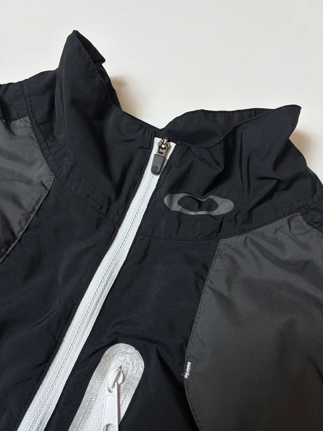 오클리 소프트 택티컬 하프 윈드 자켓 PN8867 상품이미지3