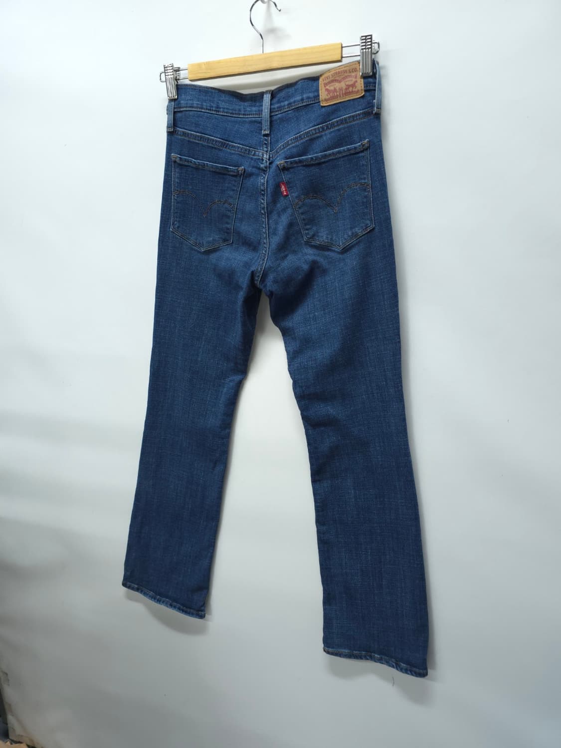 리바이스 315 쉐이핑 부츠컷 중청 데님 팬츠 27사이즈 상품이미지7