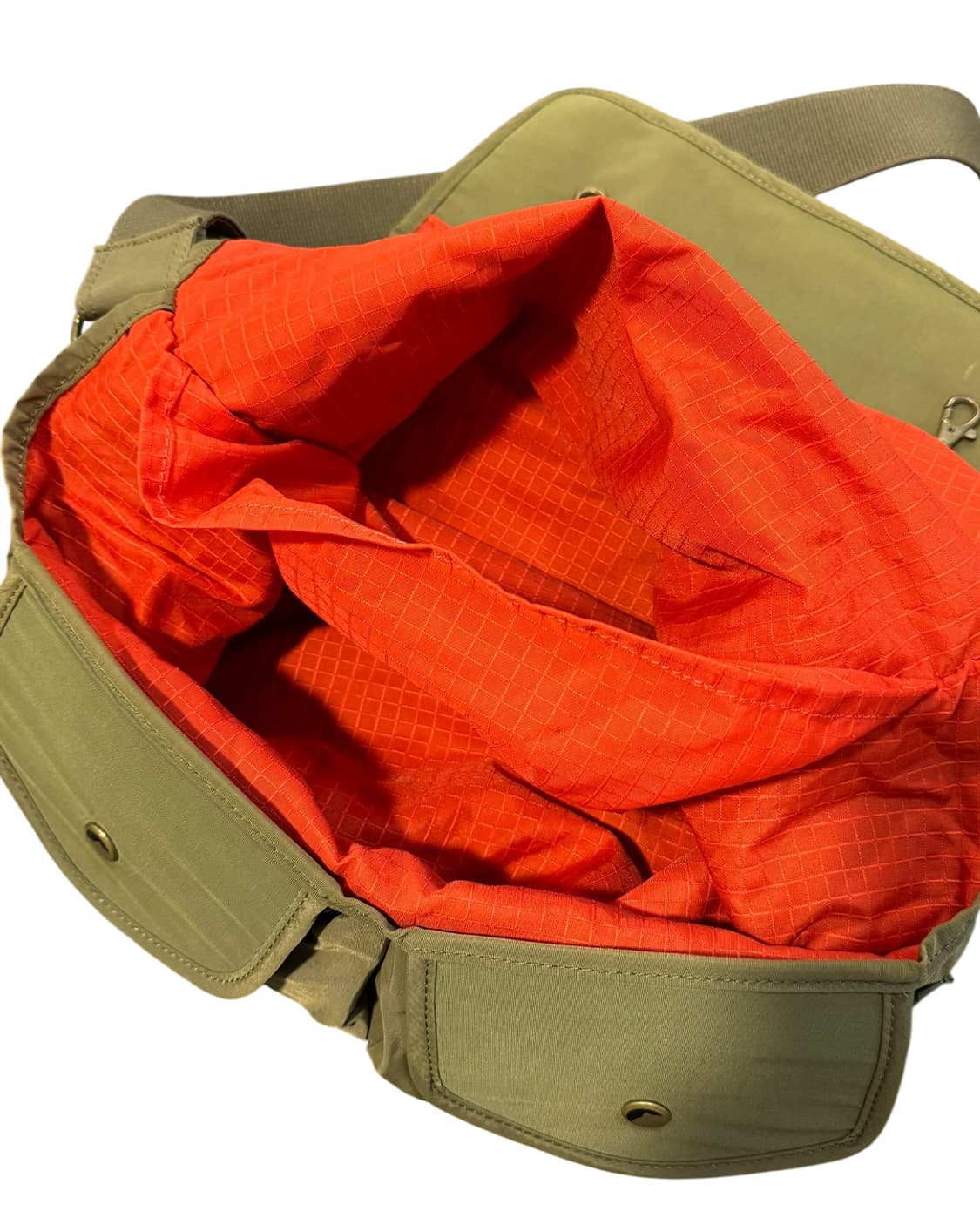 로우 알파인 밀리터리 메신저백 상품이미지9