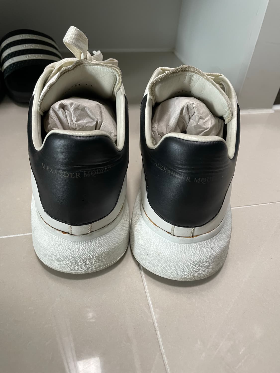 맥퀸 신발 상품이미지3