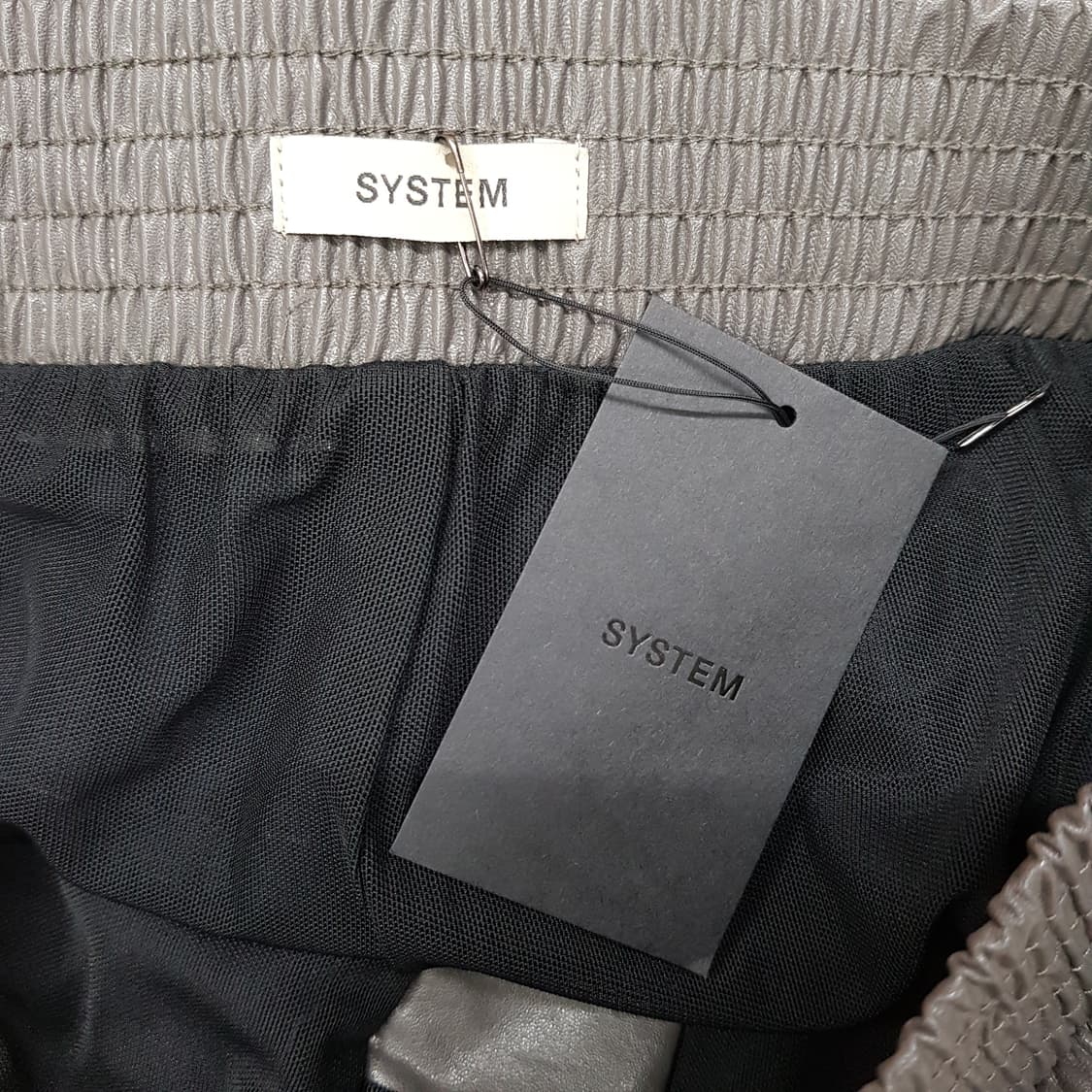 한섬 시스템 SYSTEM 레더  조거 팬츠 78-96사이즈  (남녀공용) 상품이미지6